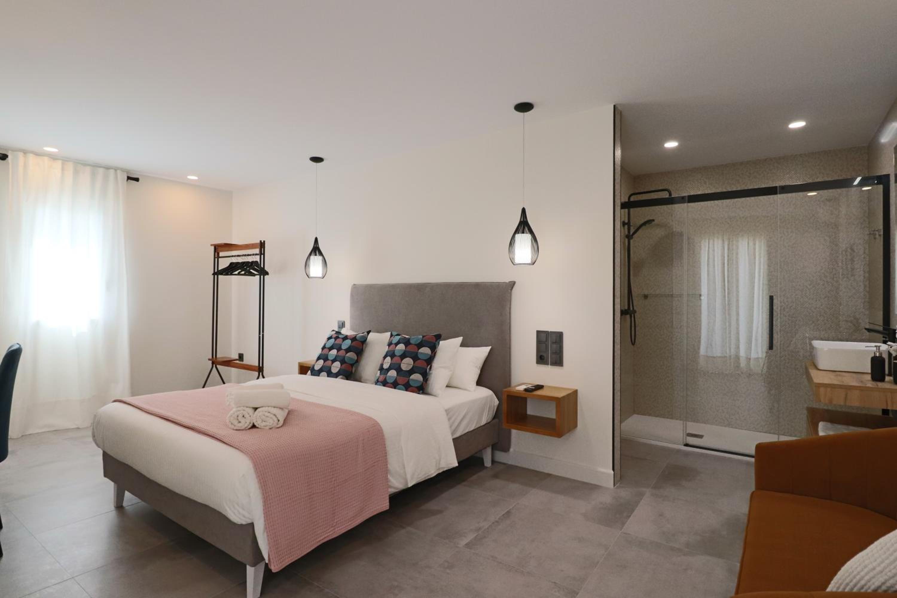 Habitación Doble con Baño Privado