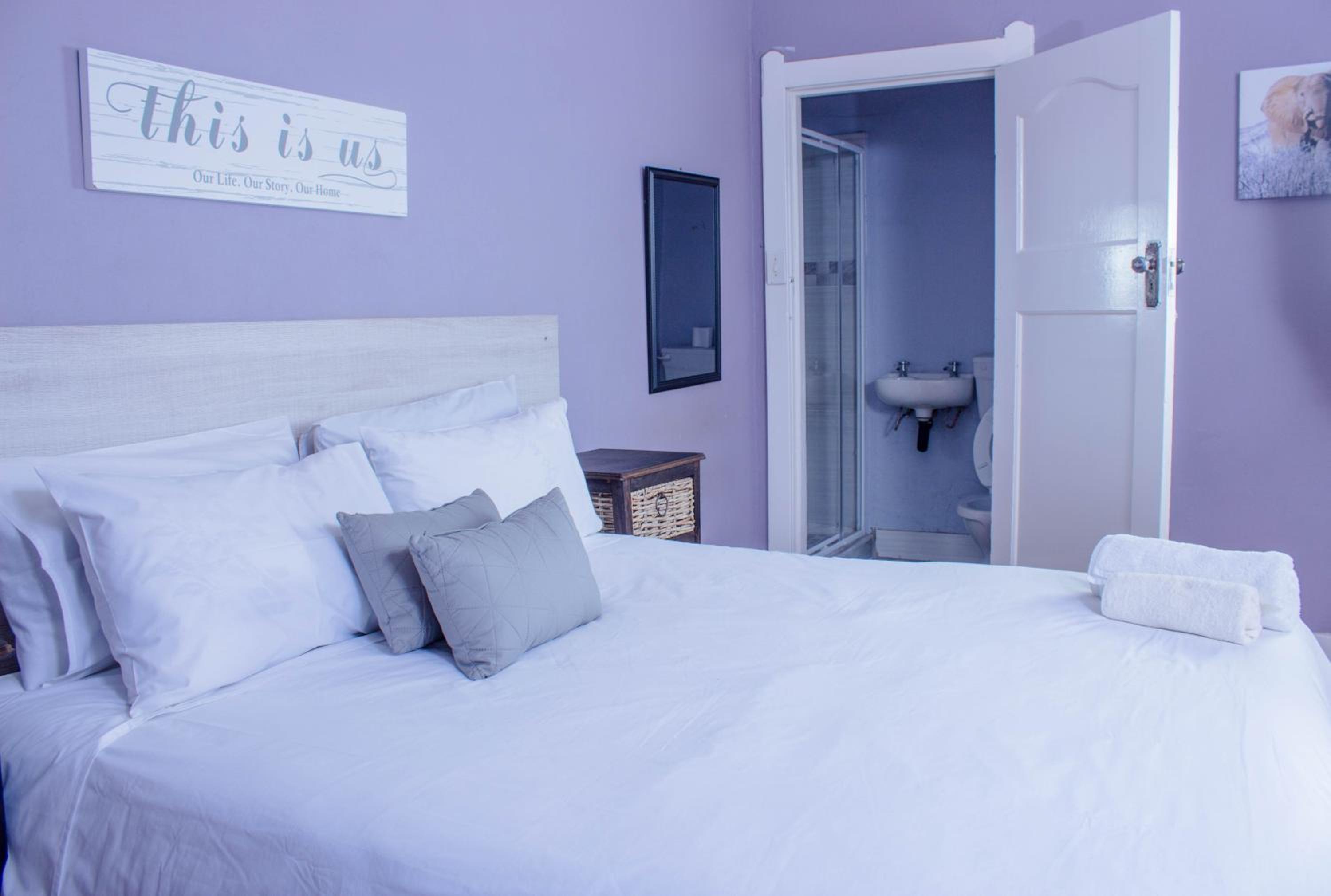 Deluxe Double Room with Shower photo 1