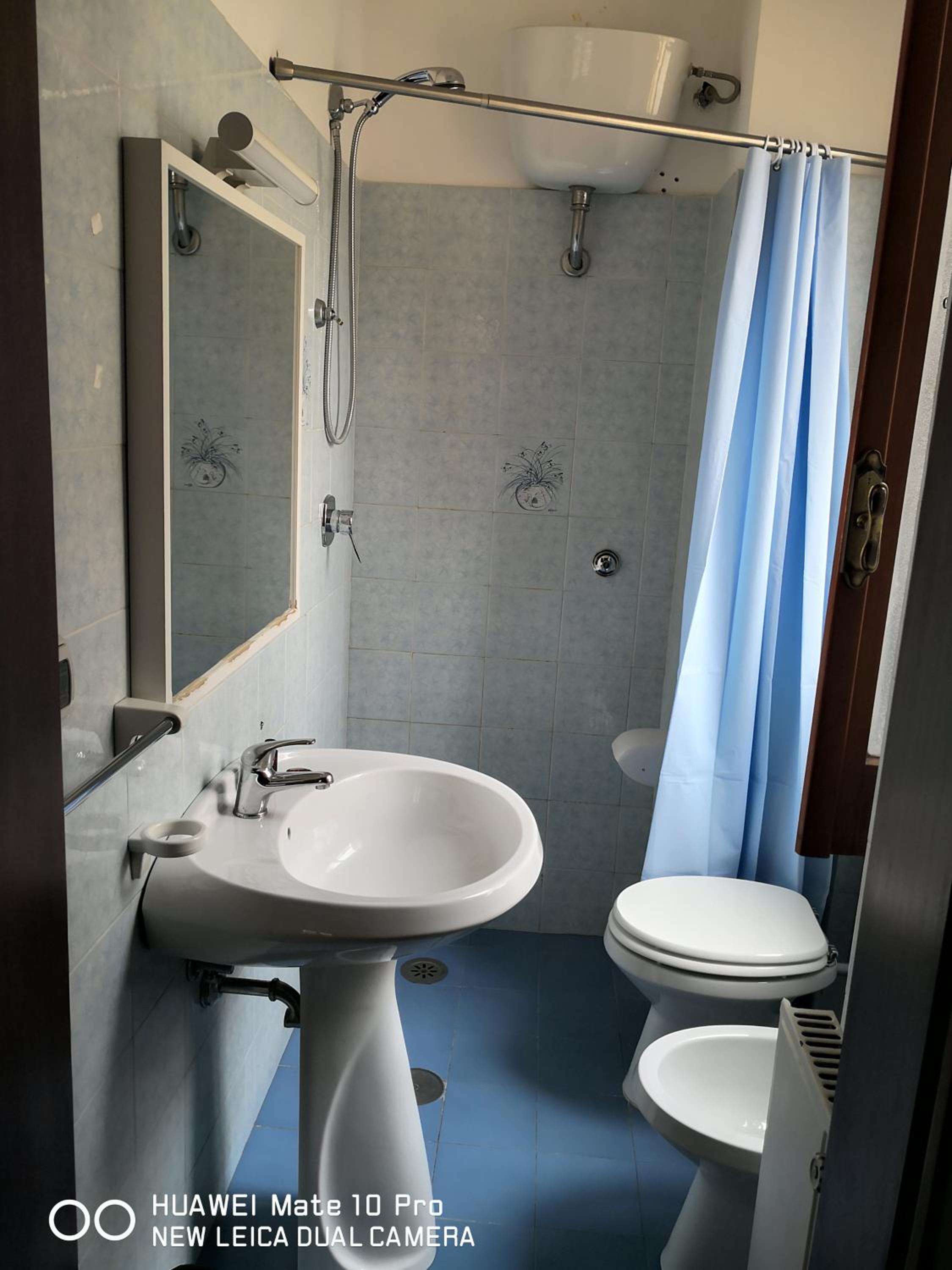 Economy Double Room photo 2