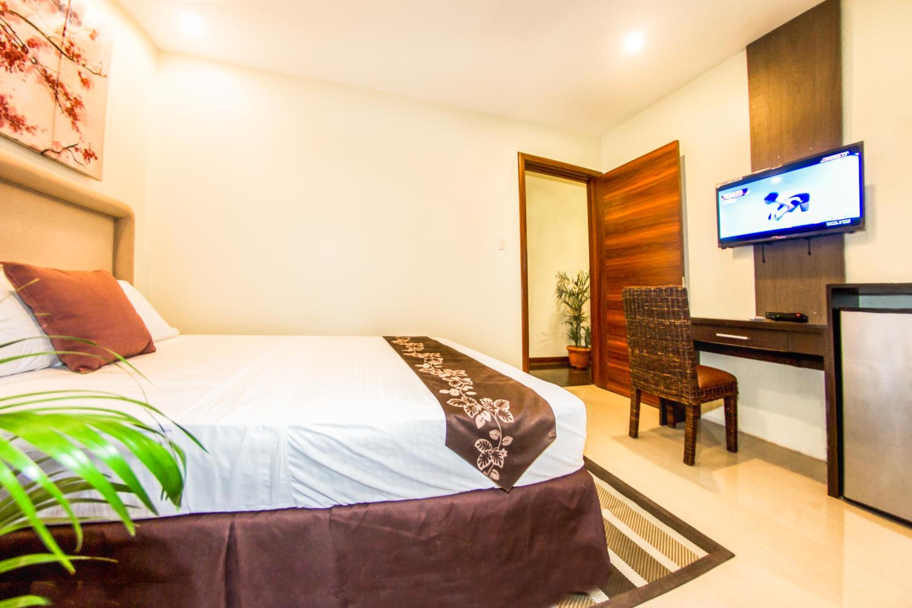 Deluxe Double Room - Photo 7