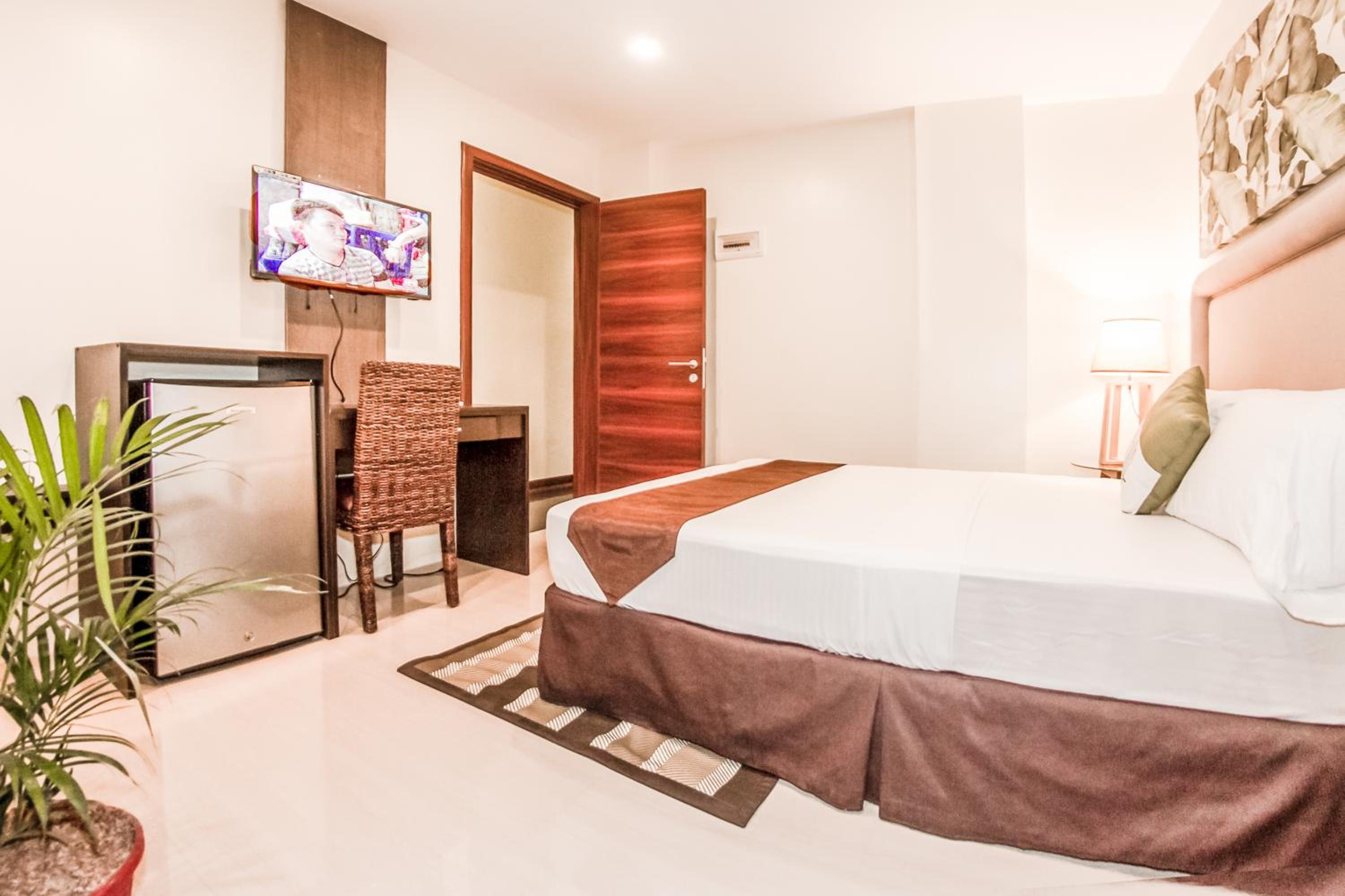 Deluxe Double Room - Photo 2