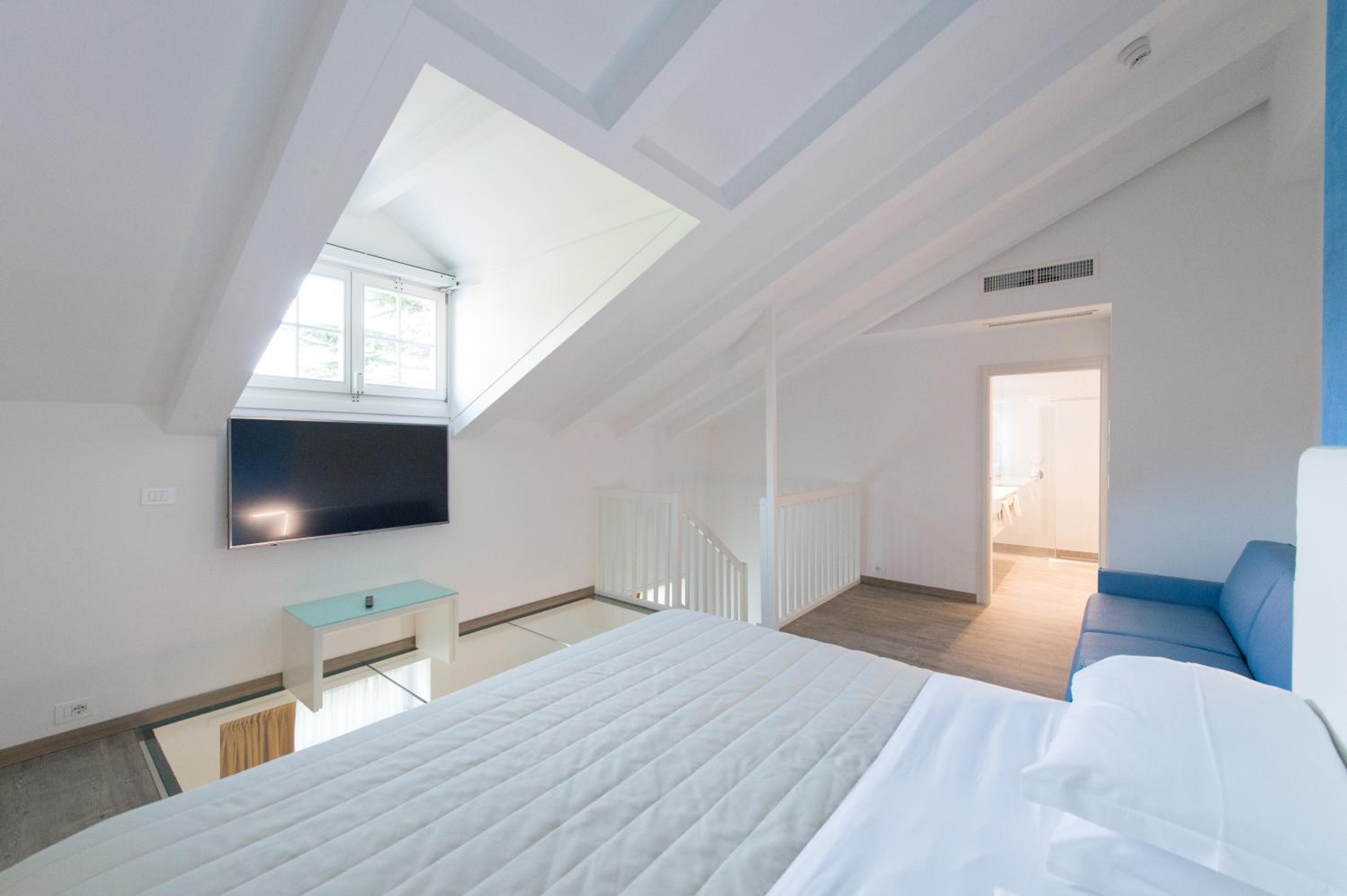 Family Suite with Sauna - spa access included  - Photo 8