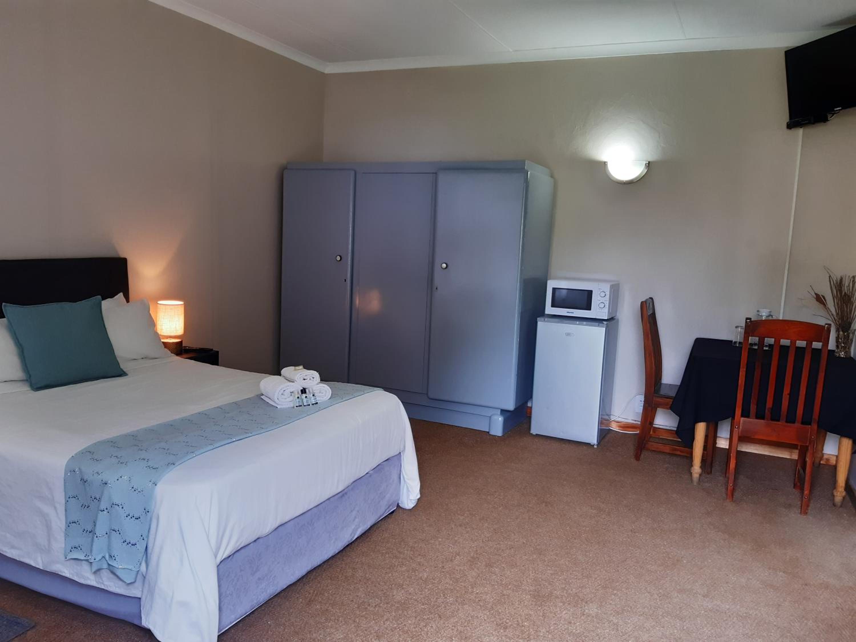 Double Room with Private Bathroom photo 1