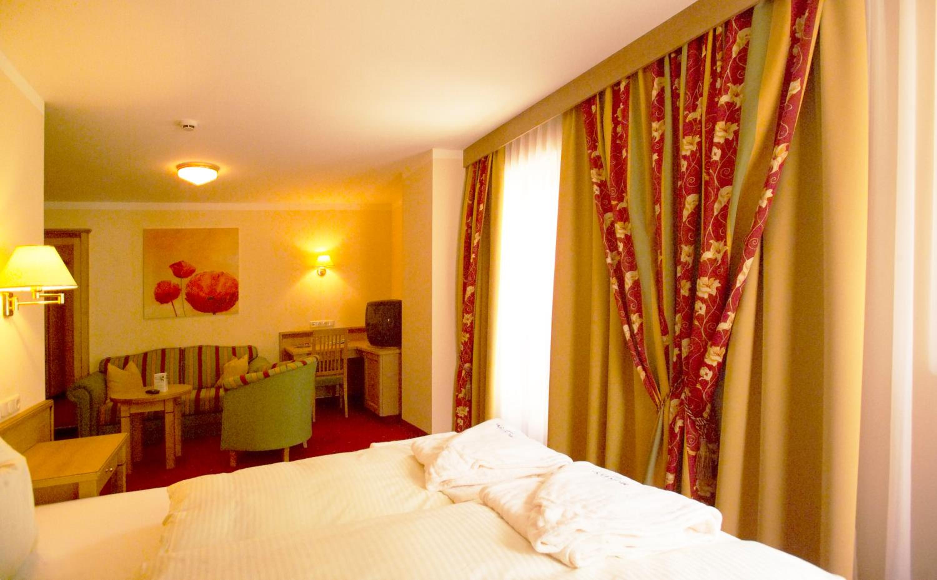 Deluxe Junior Suite