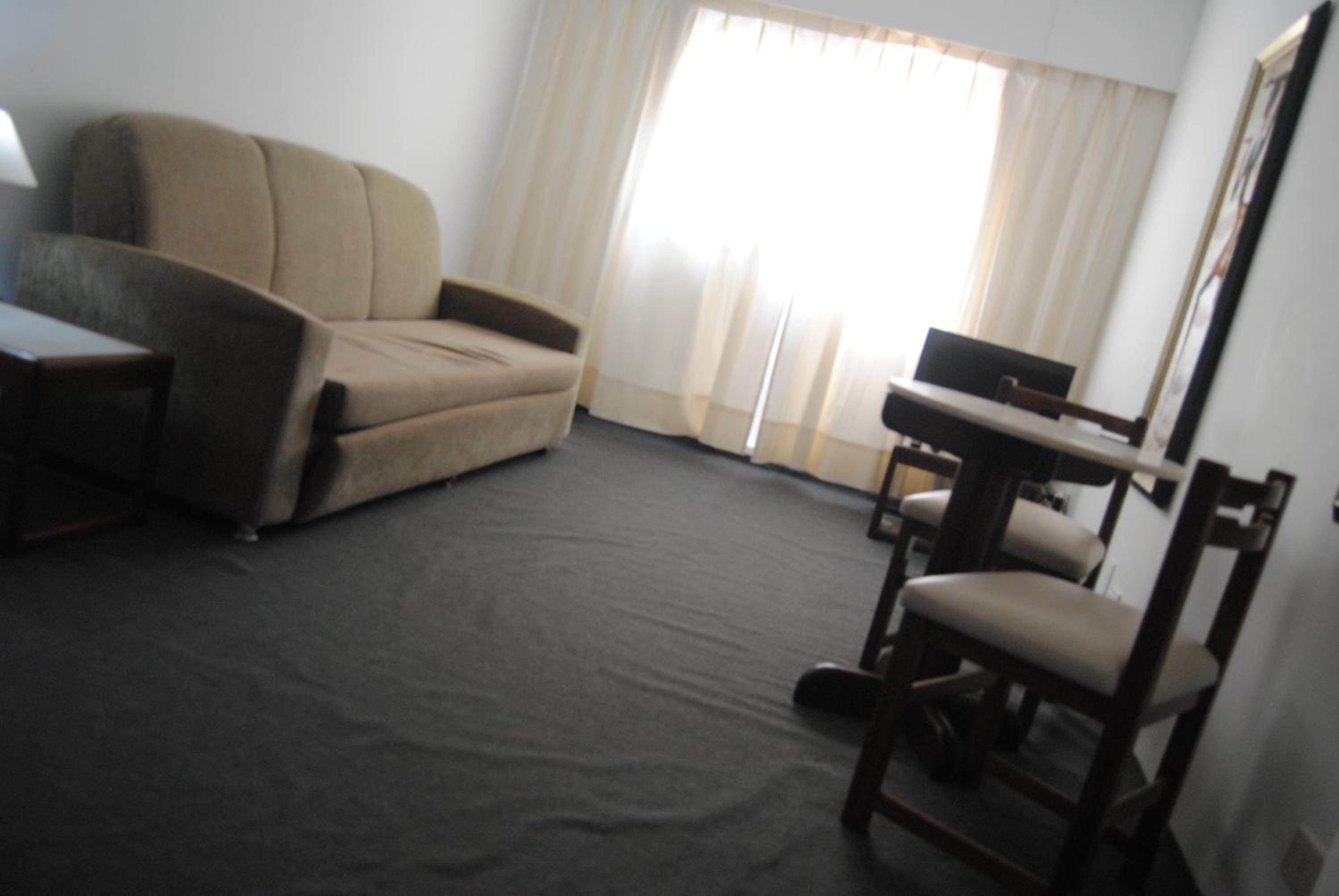 Family Room photo 3