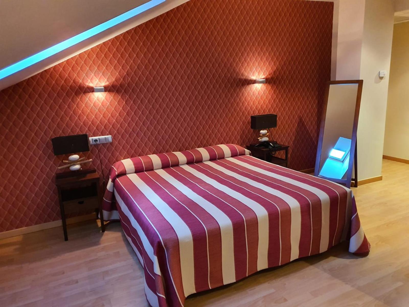 Superior Double Room - Photo 2