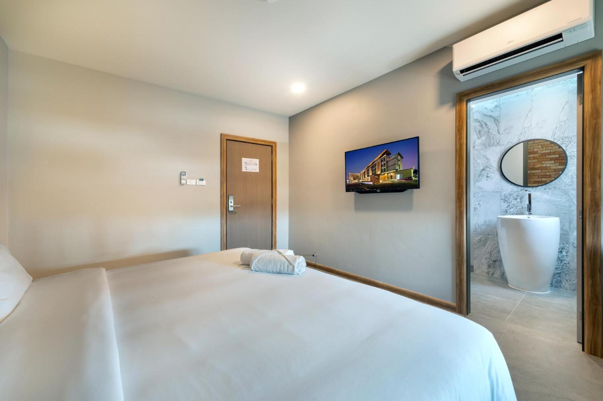 Superior Double Room - Photo 1