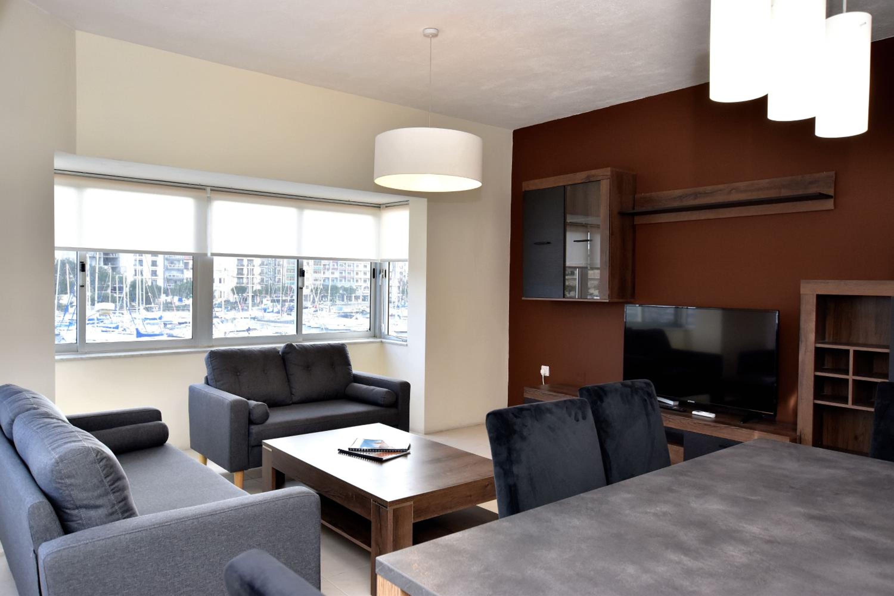 Two-Bedroom Apartment photo 2