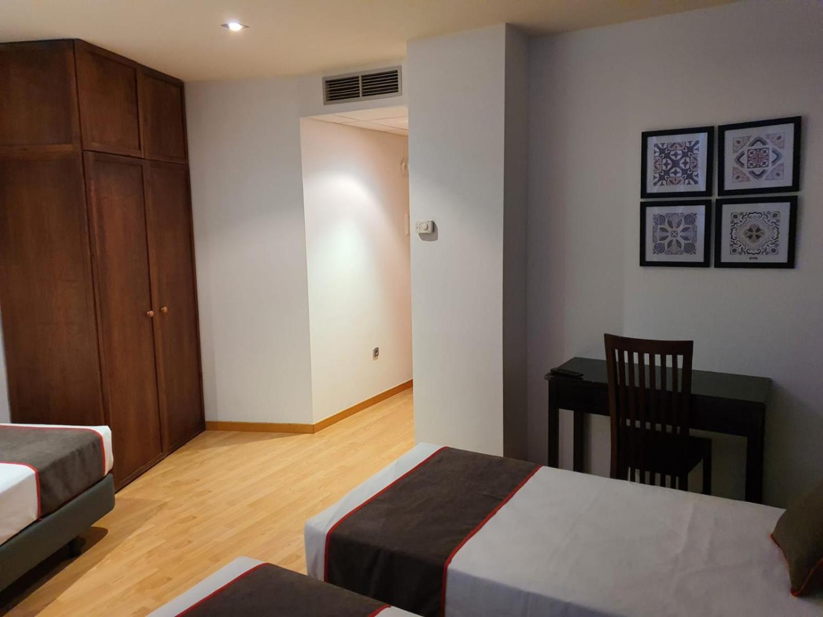 Triple Room - Photo 2