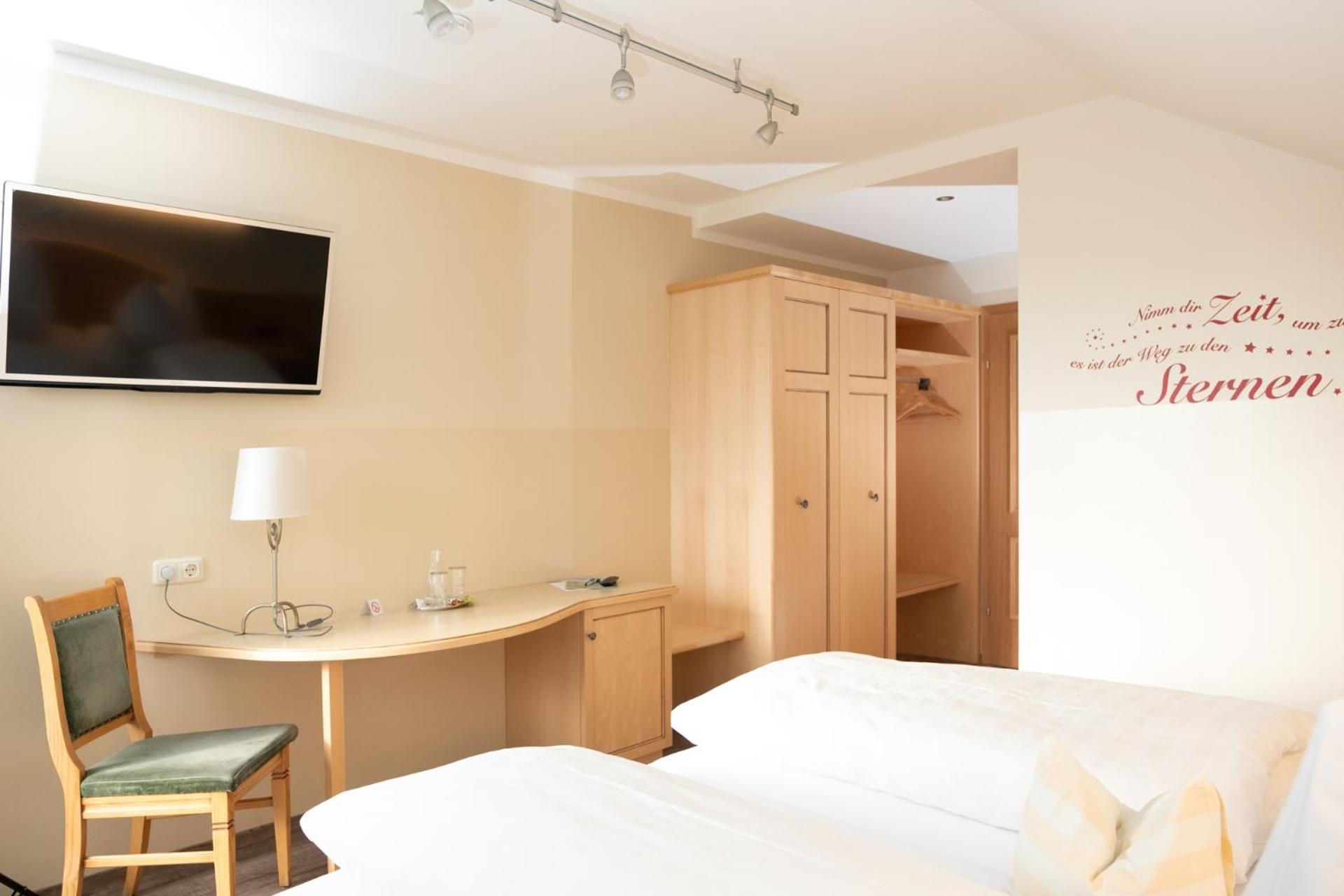 Double or Twin Room without Breakfast photo 1