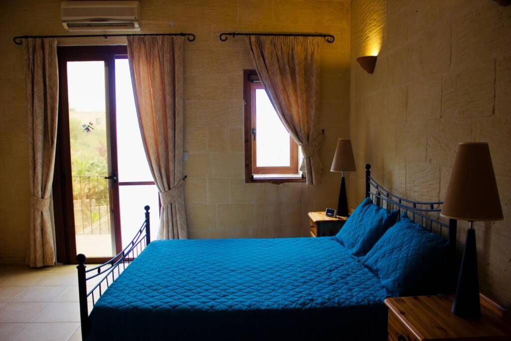 Four-Bedroom House photo 1