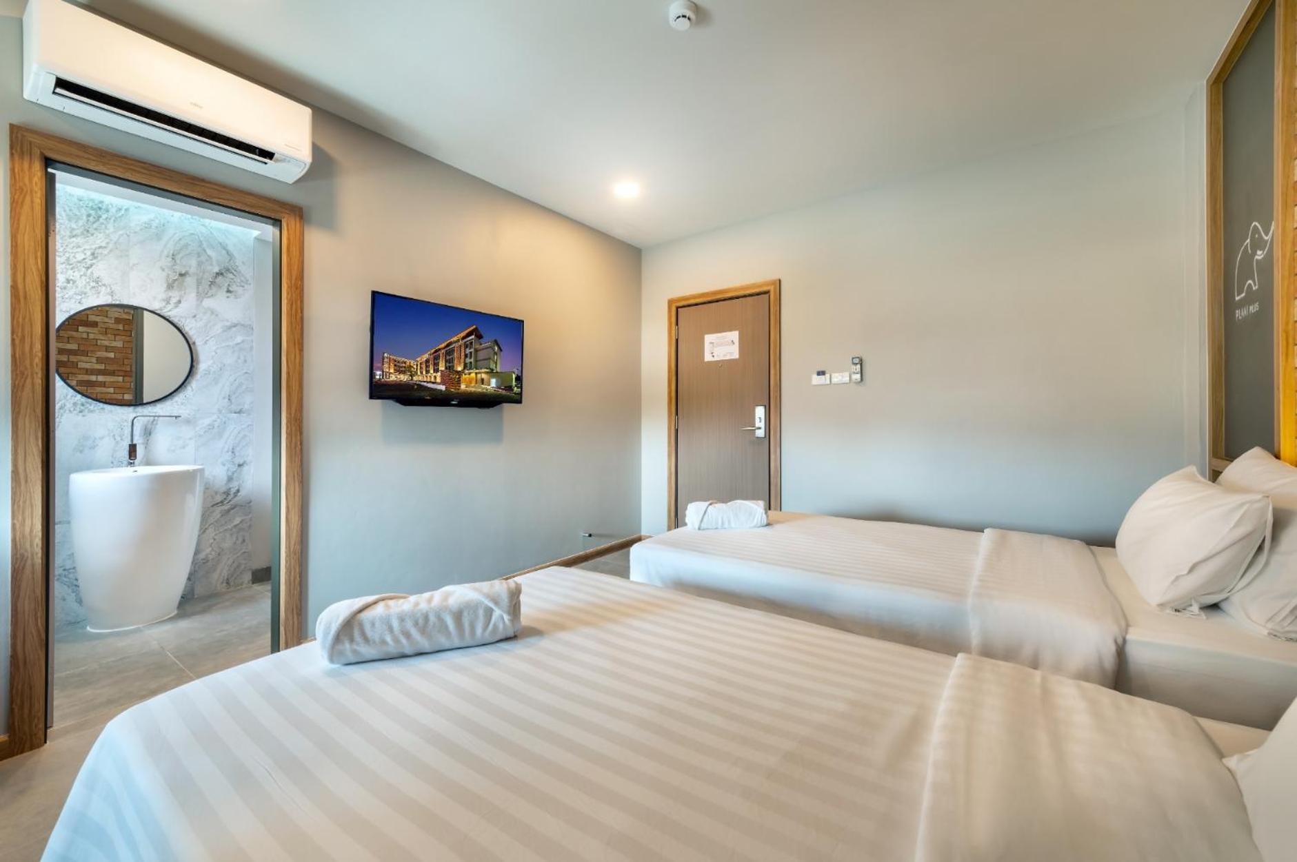 Superior Twin Room - Photo 3