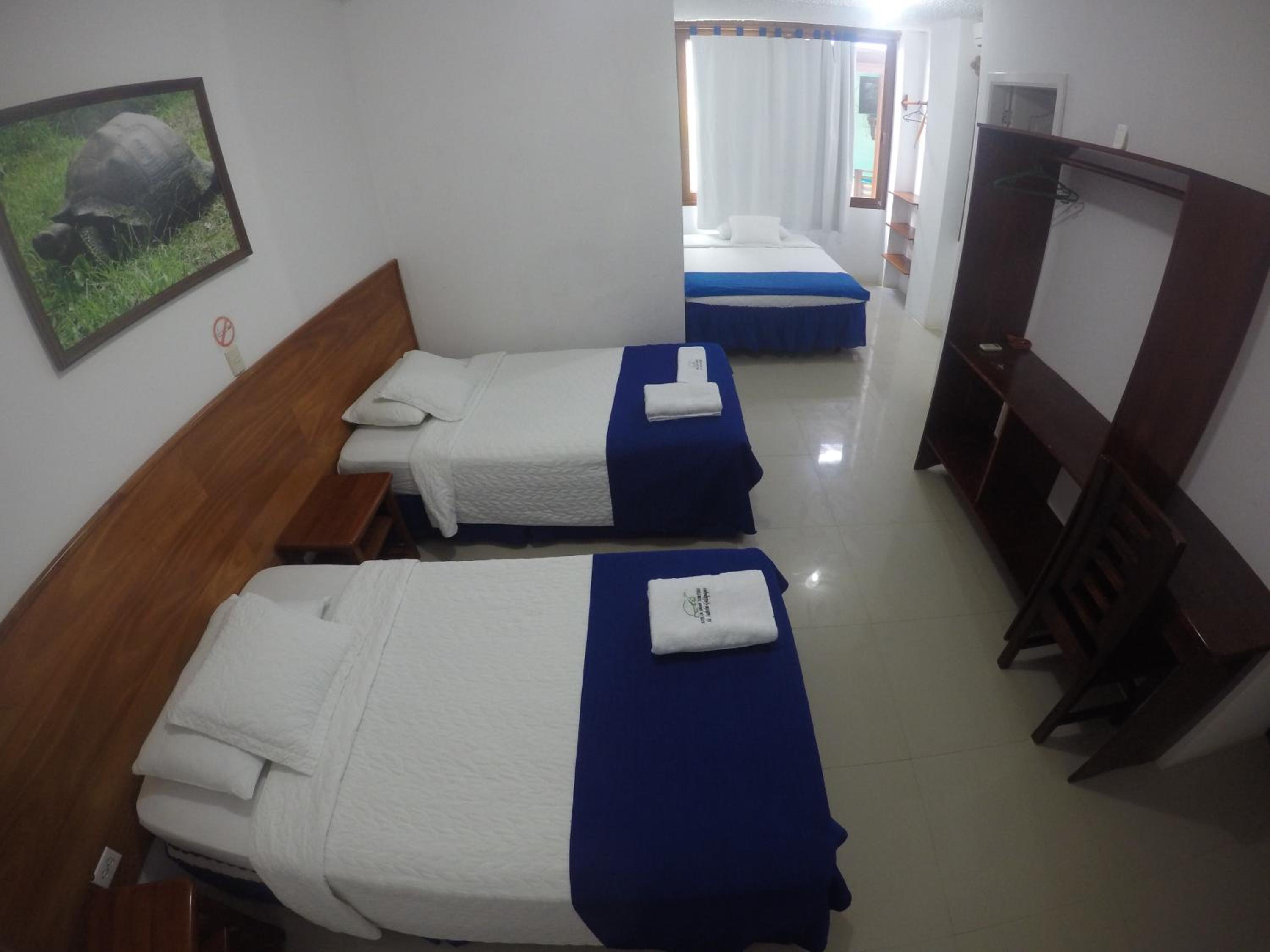 Standard Triple Room photo 3