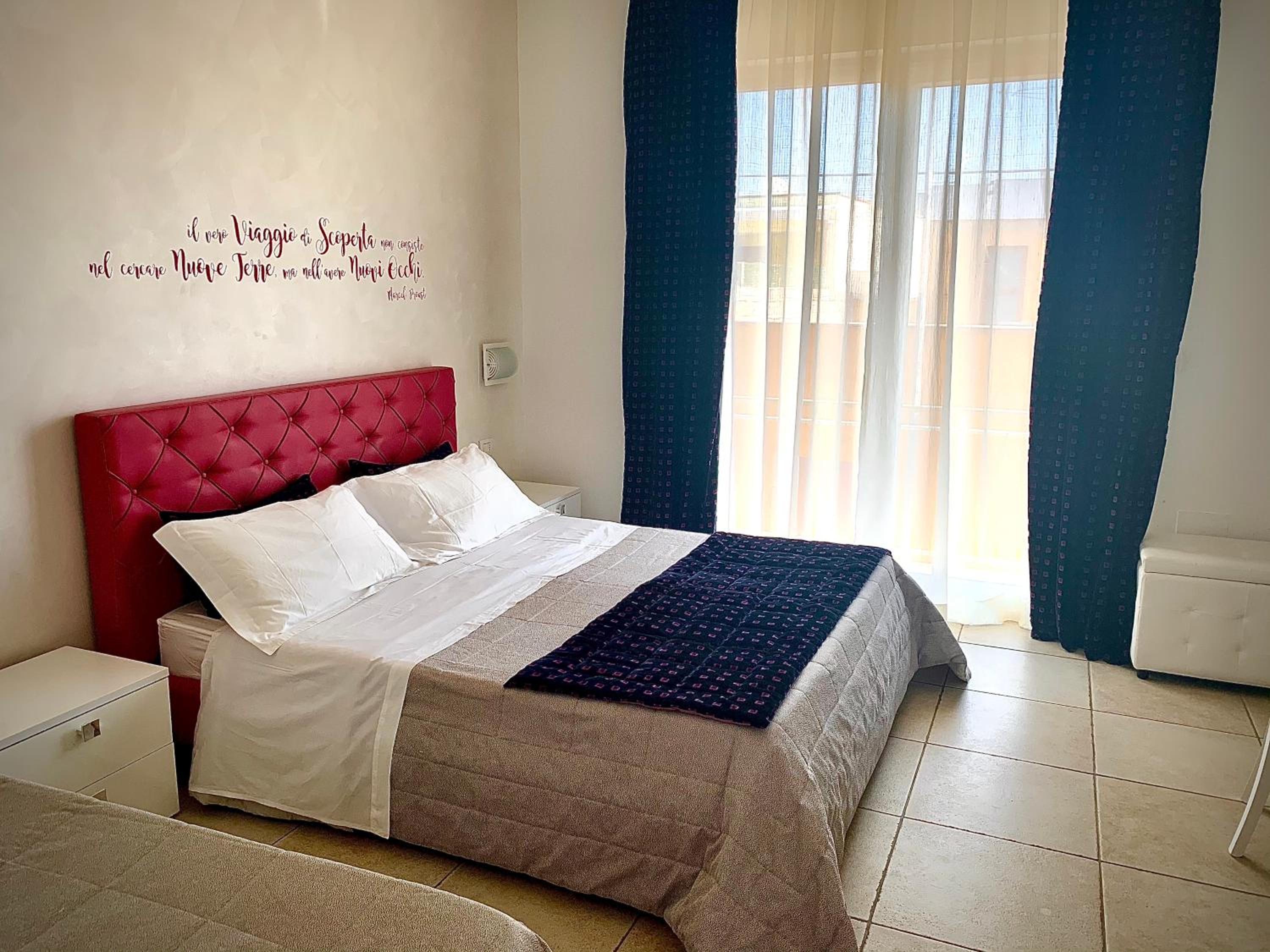 Quadruple Room with Balcony photo 2