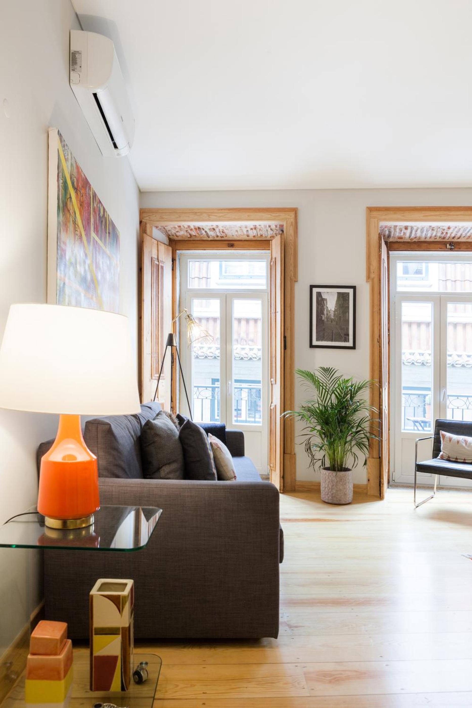 Two-Bedroom Apartment - Photo 25