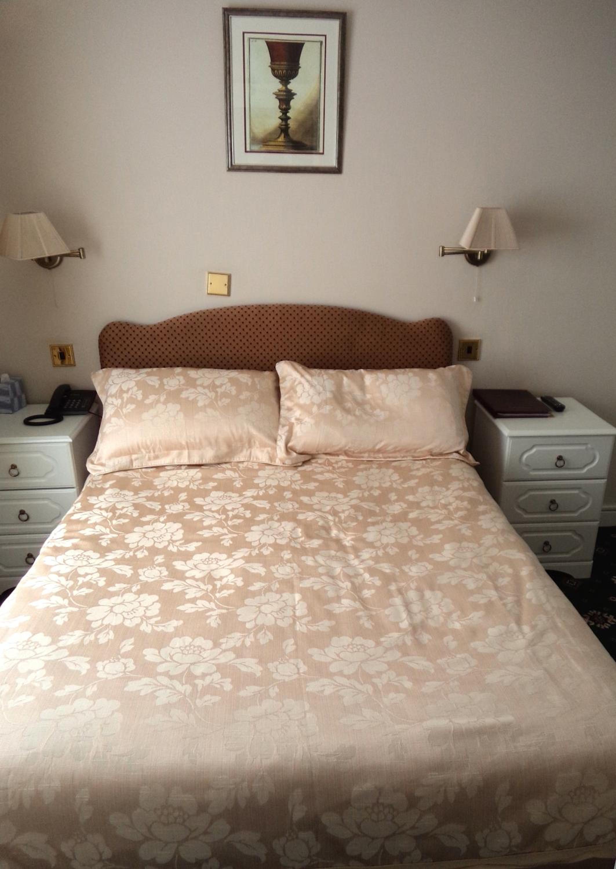 Double Room - Photo 4