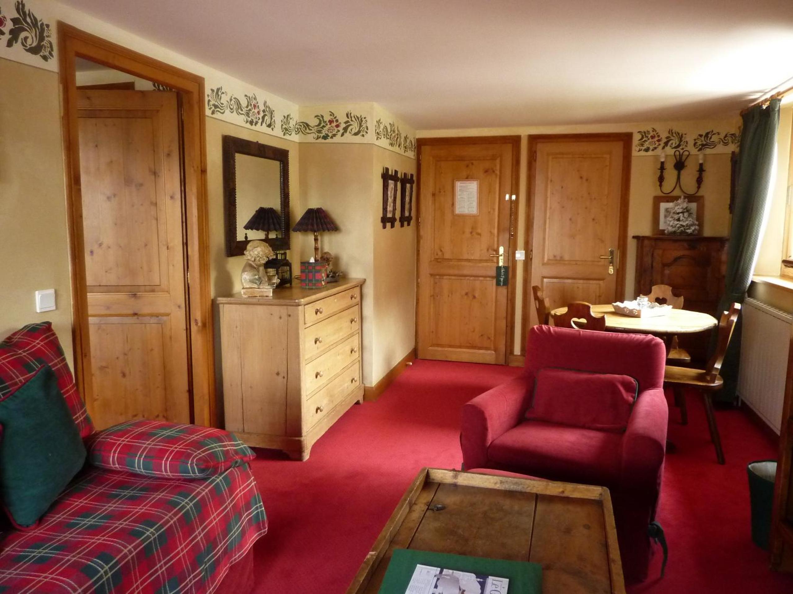Deluxe Mezzanine Room  photo 2