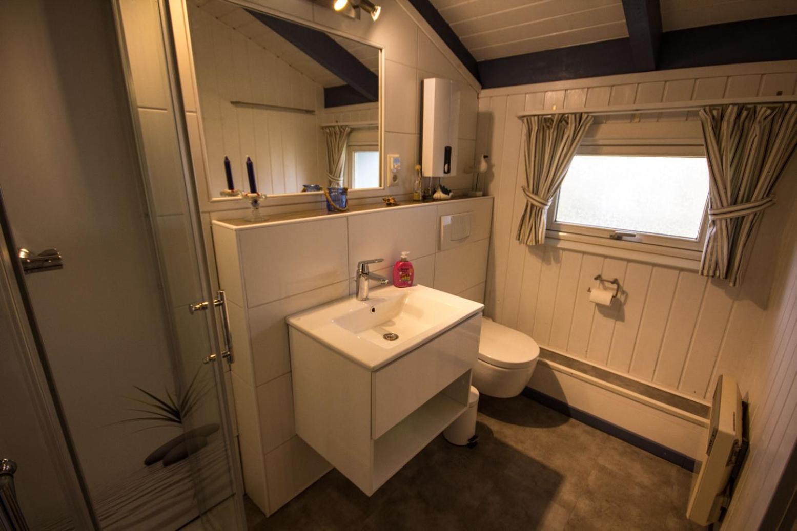 Two-Bedroom House photo 2