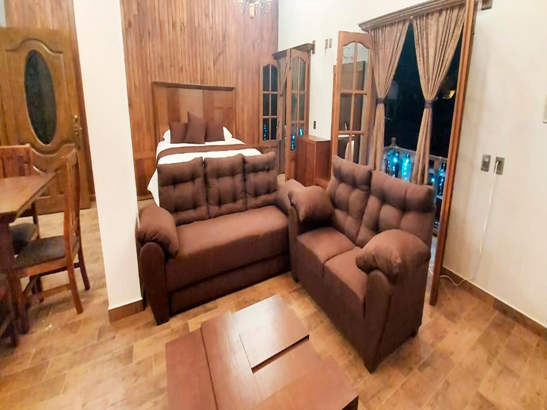 King Suite - Photo 9