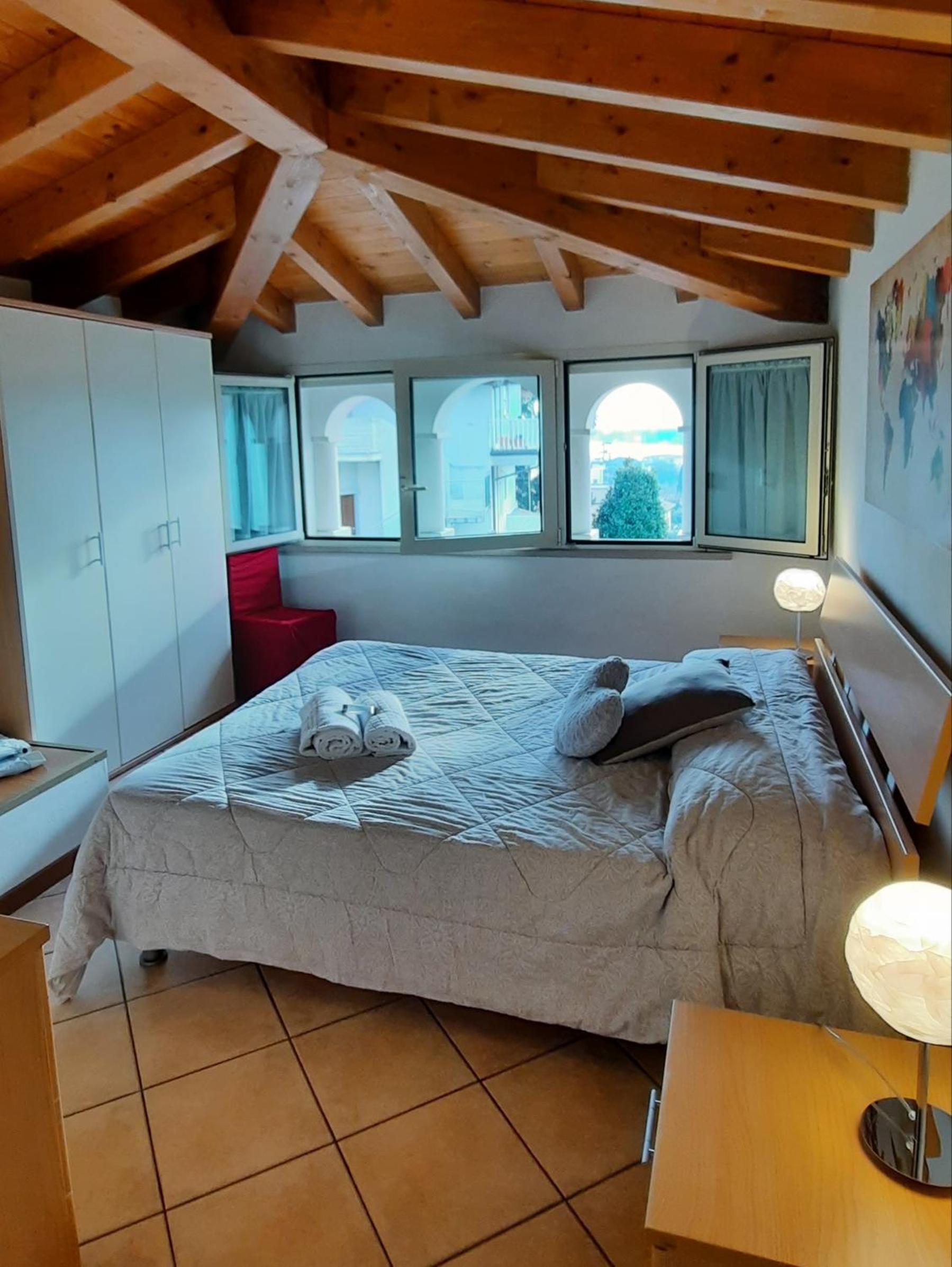 Two-Bedroom Apartment - Split Level - Via San Marco 9 photo 1