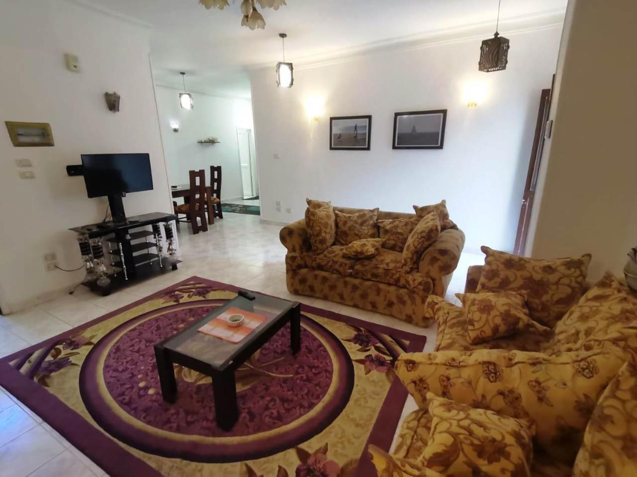 Two-Bedroom Apartment - Photo 13