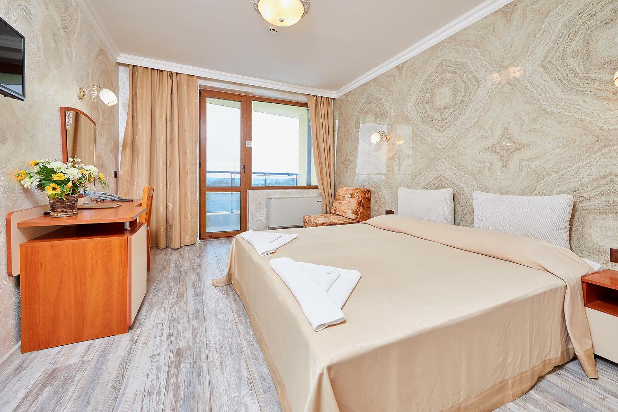 Double Room with Balneo Package  photo 1