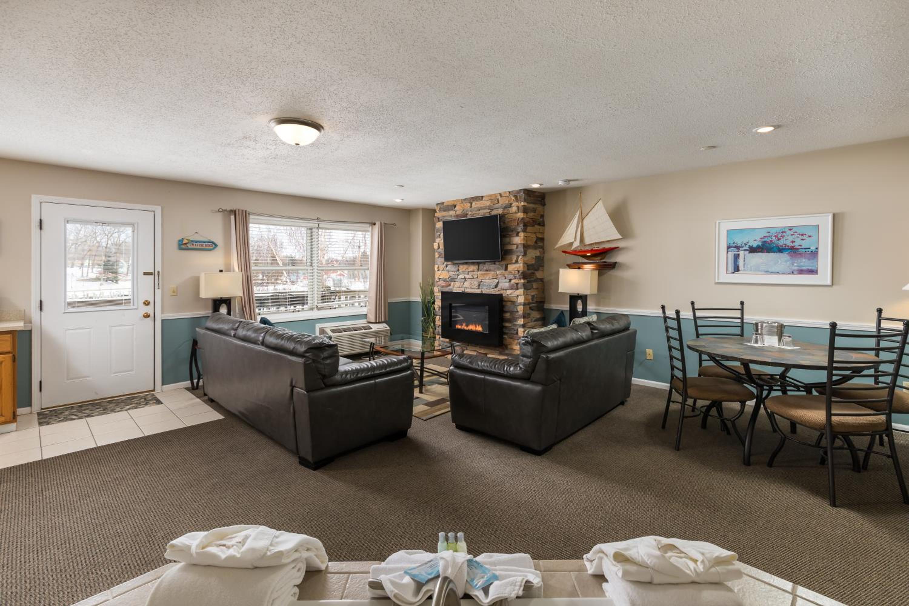 Apartment with Balcony