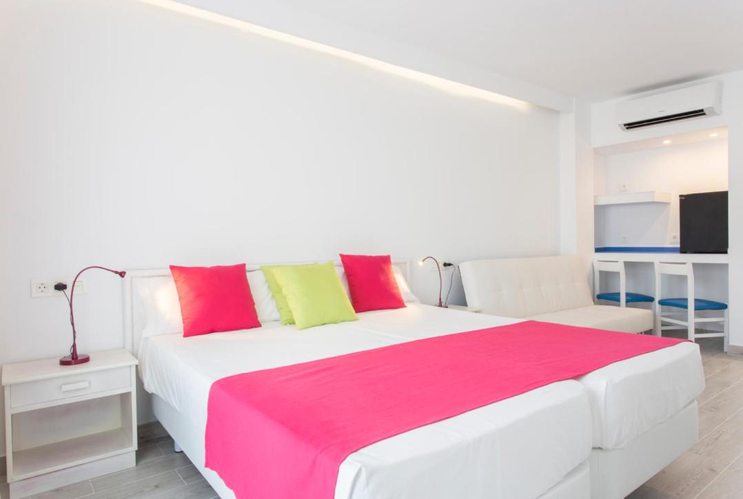 Superior Double Room - Photo 2