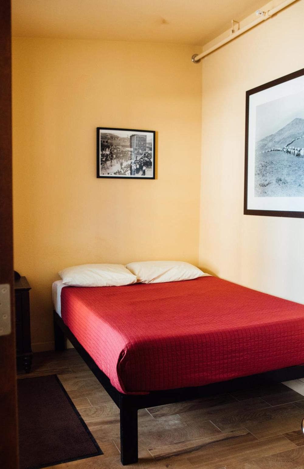 Hostel Full  photo 2