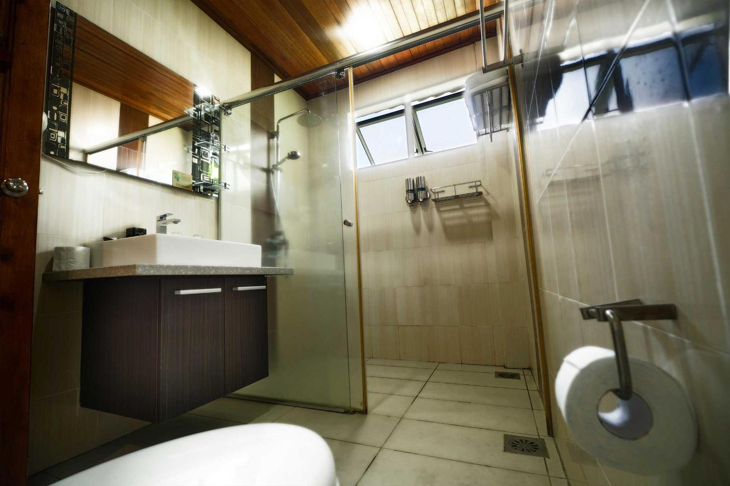 Deluxe Triple Room - Photo 5