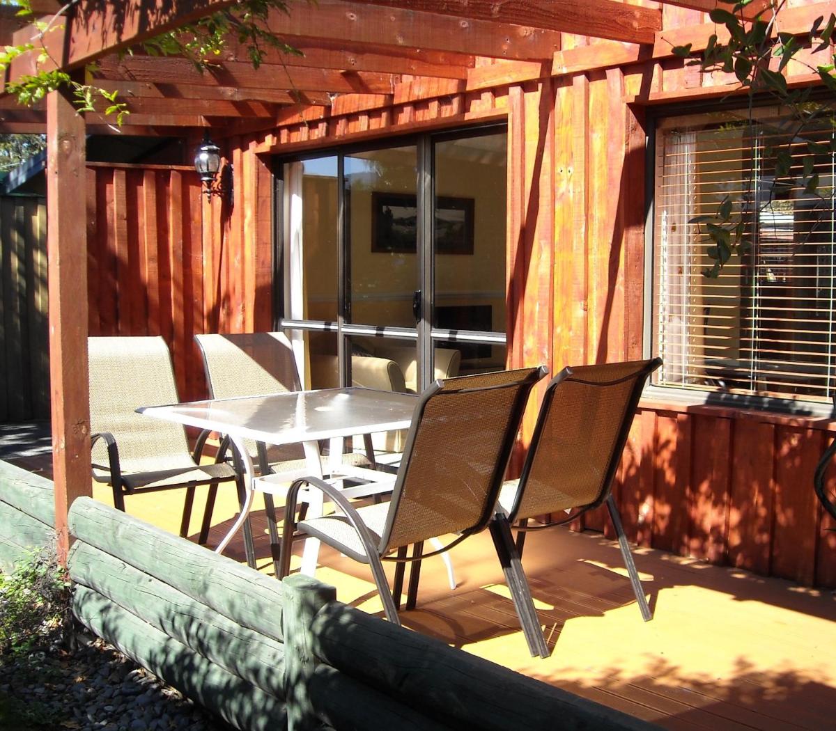 One-Bedroom Unit with Spa Bath photo 3