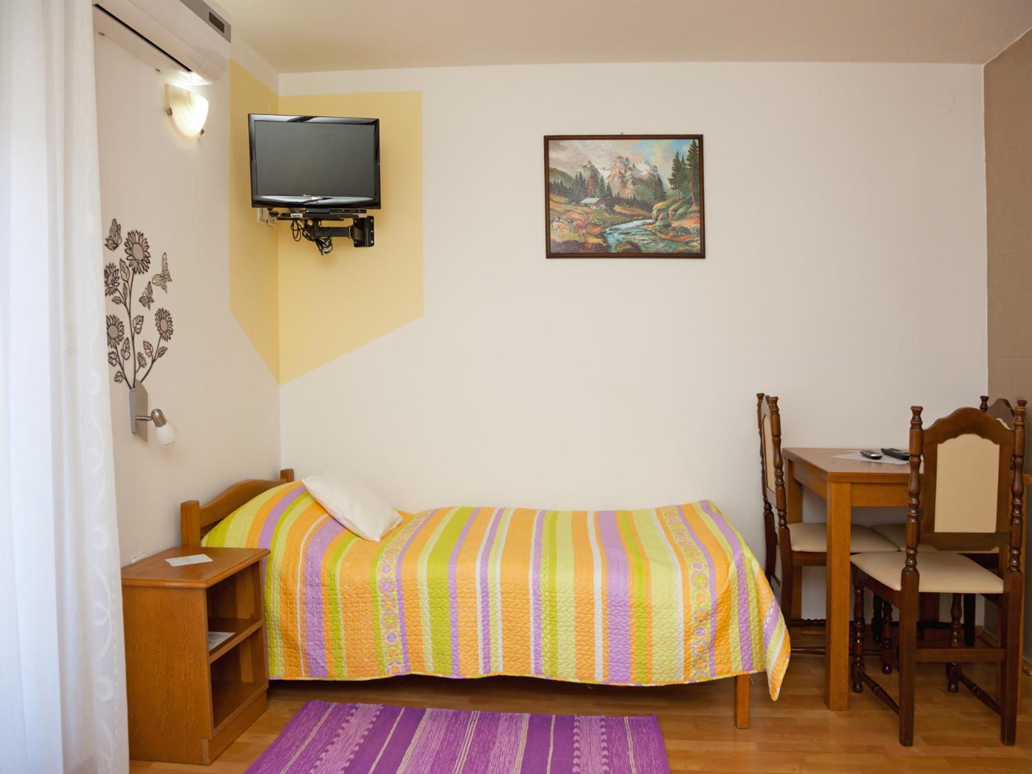 Triple Room with Balcony photo 2
