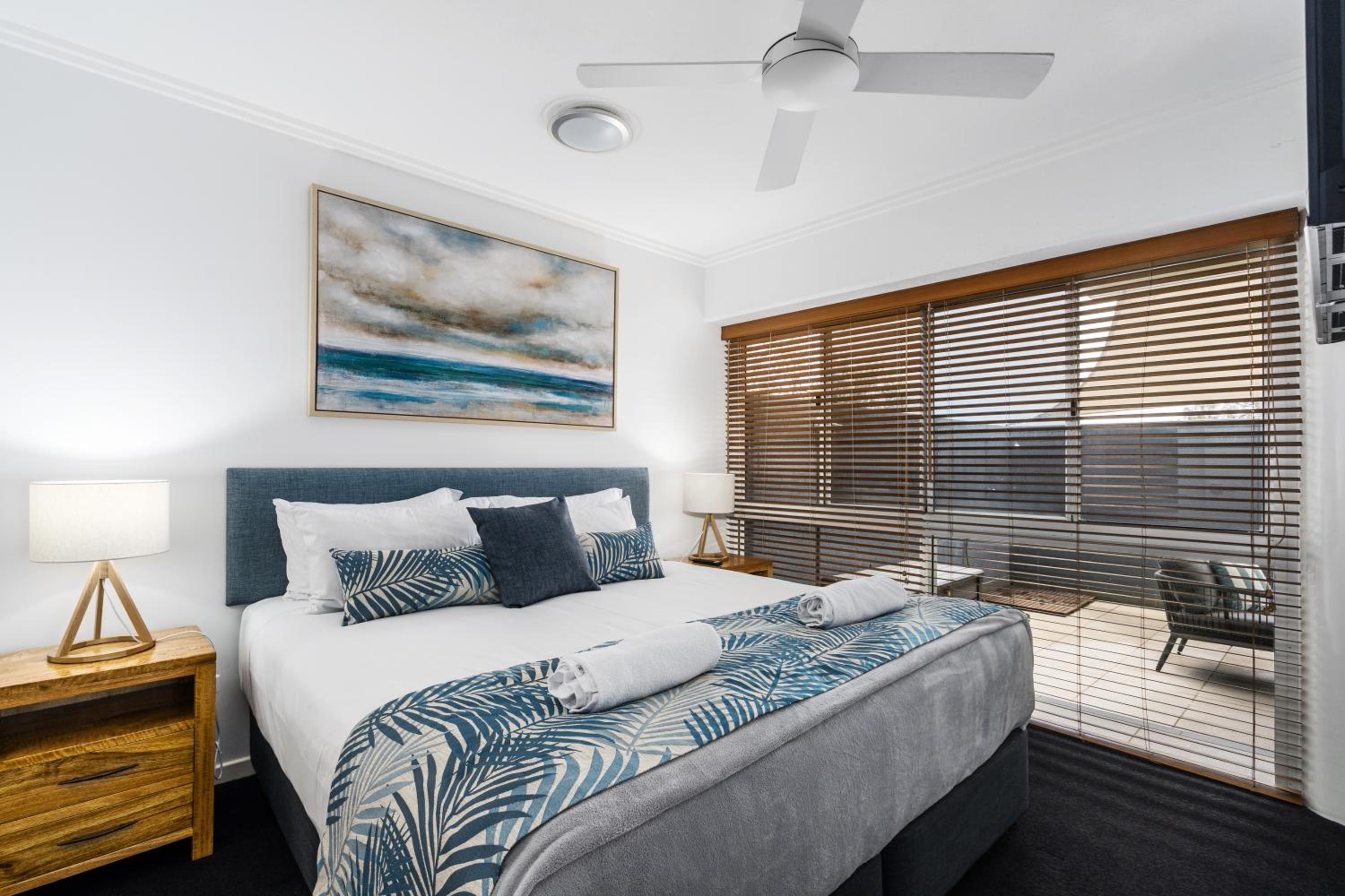 2 Bedroom Courtyard - Ocean Tower photo 1