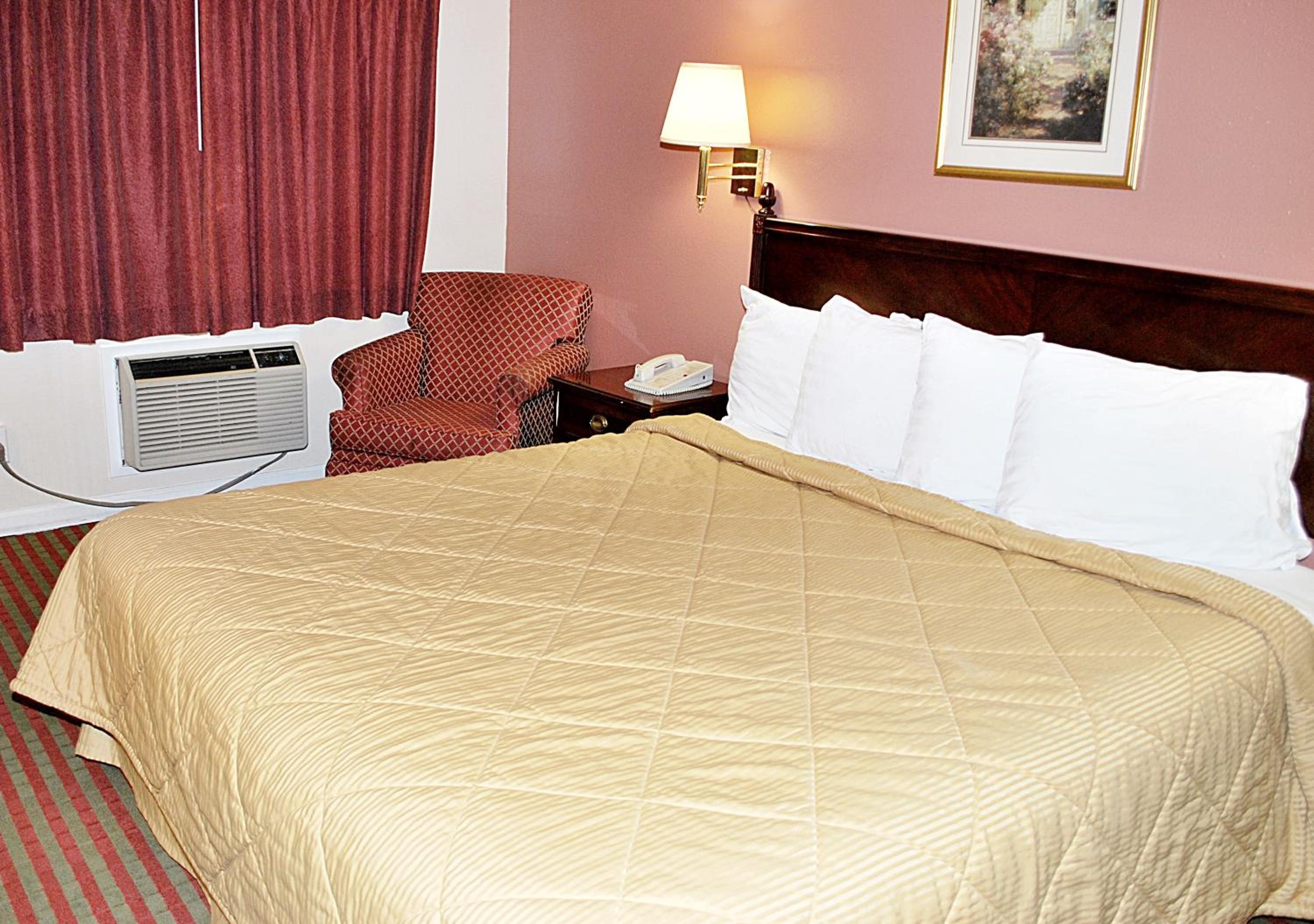 King Room - Disability Access/Non-Smoking photo 3