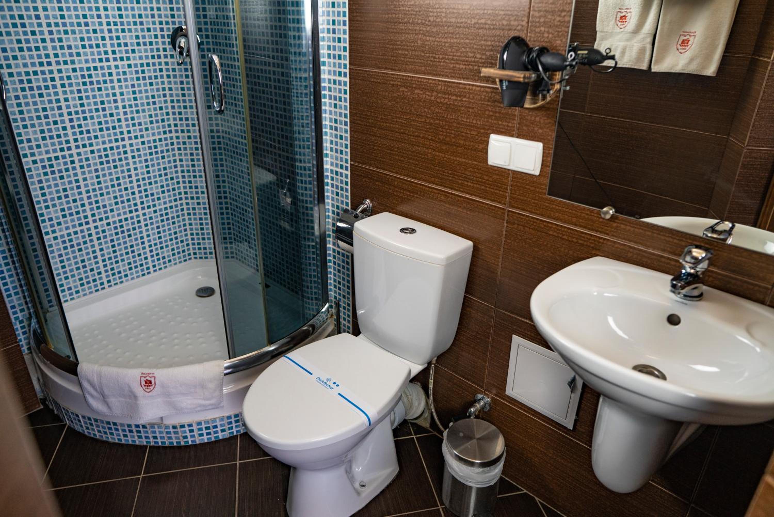 Double Room photo 3
