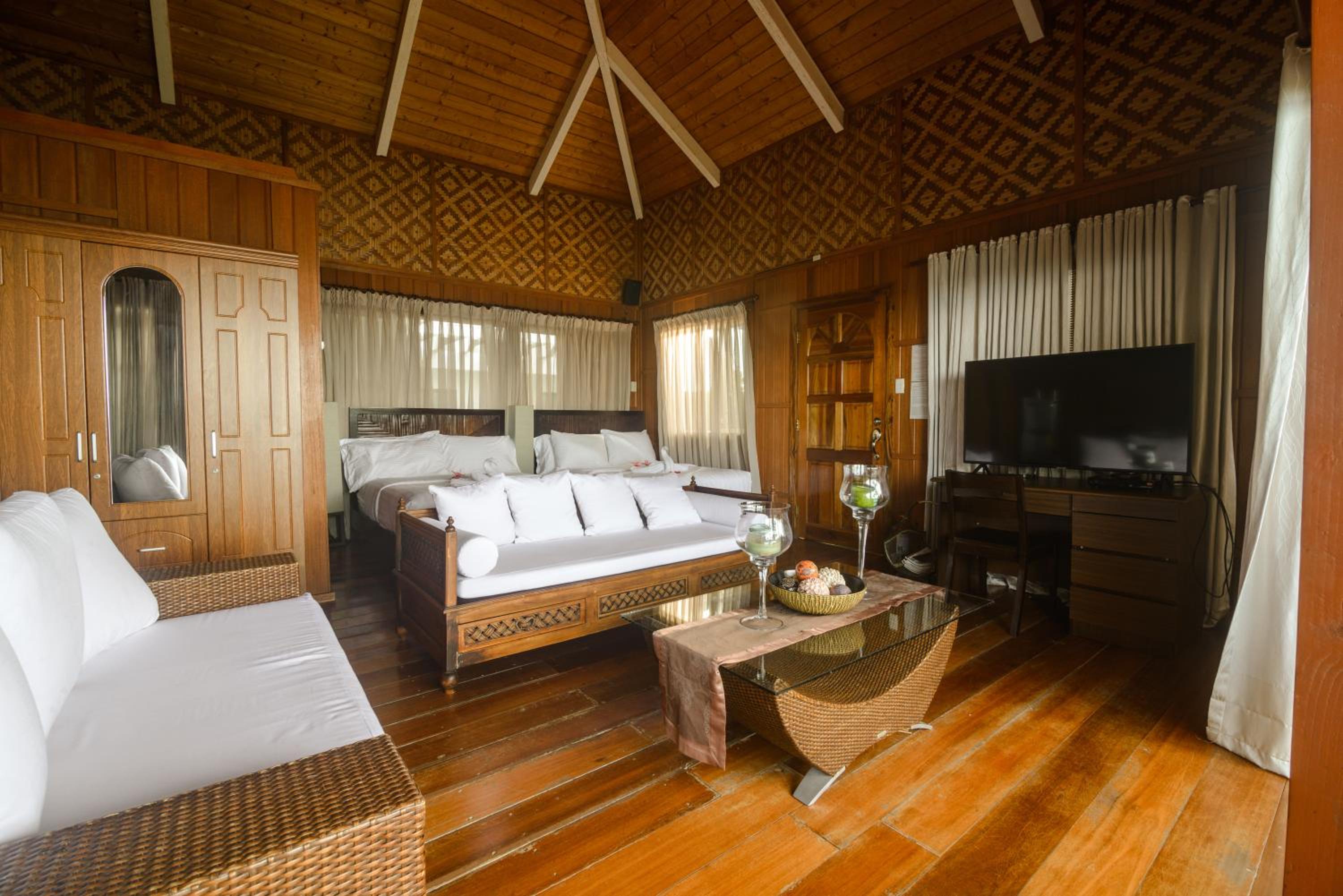 Villa with Sea View photo 2