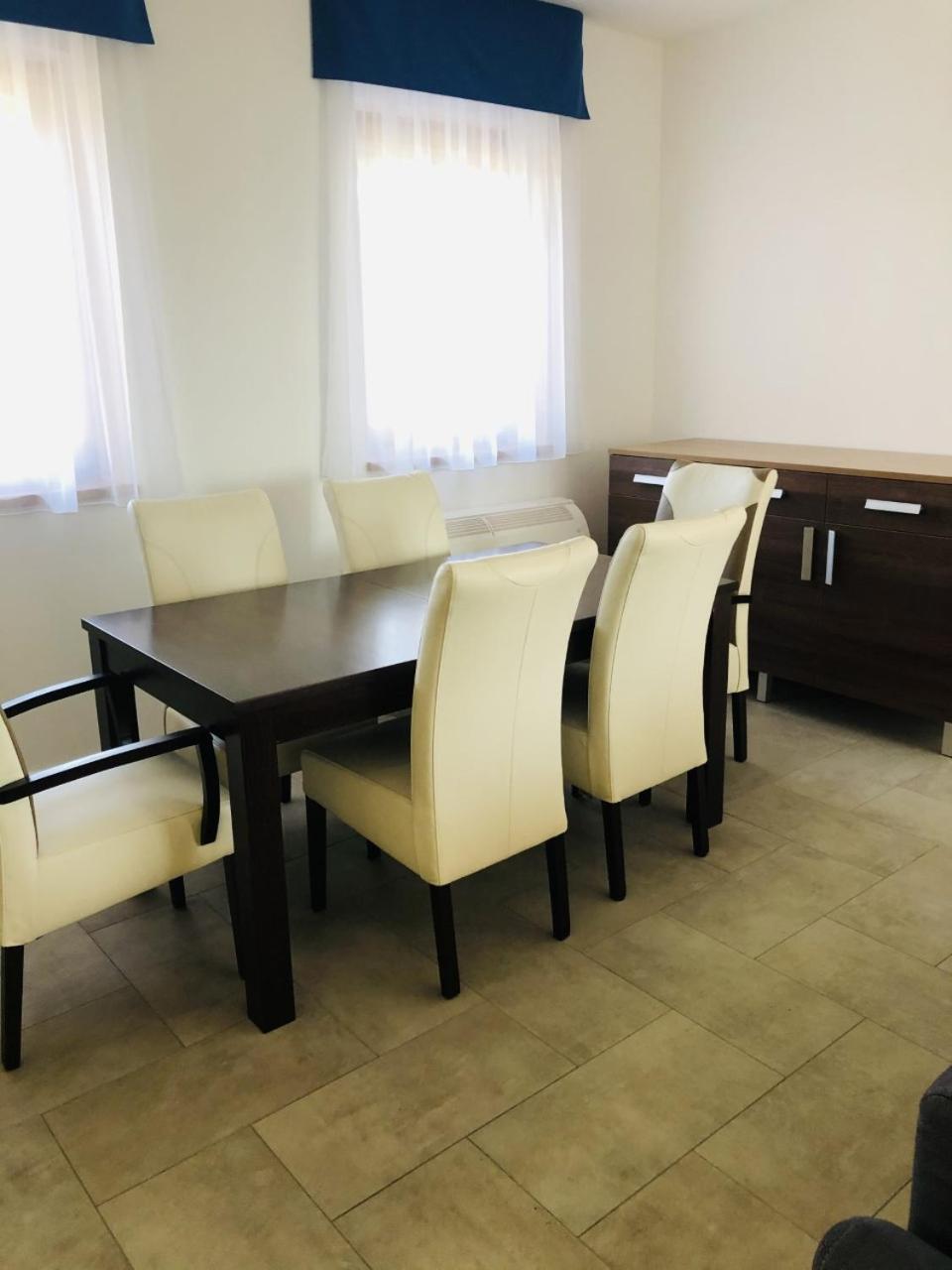 Standard Apartment photo 3