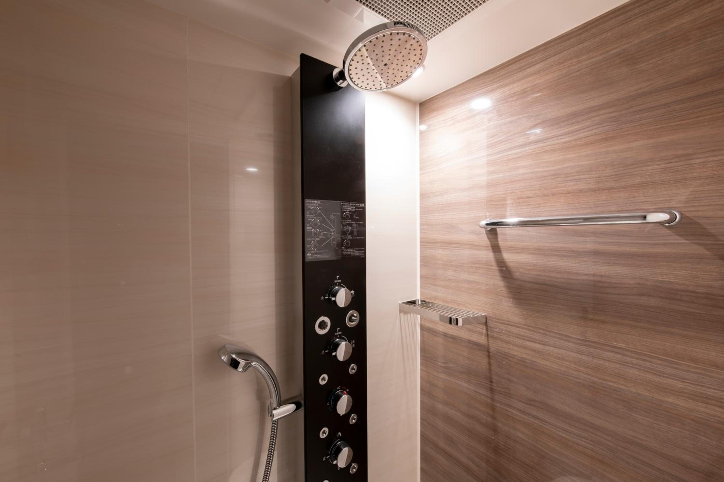 Double Room - Photo 9