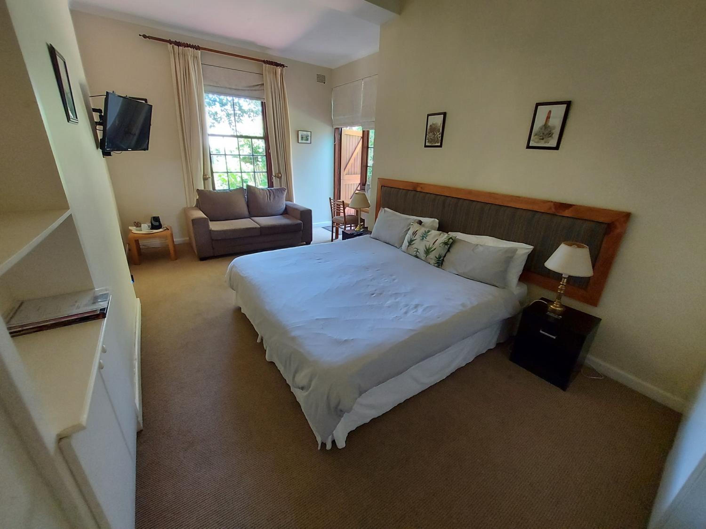 Deluxe Double Room with Shower - Photo 2