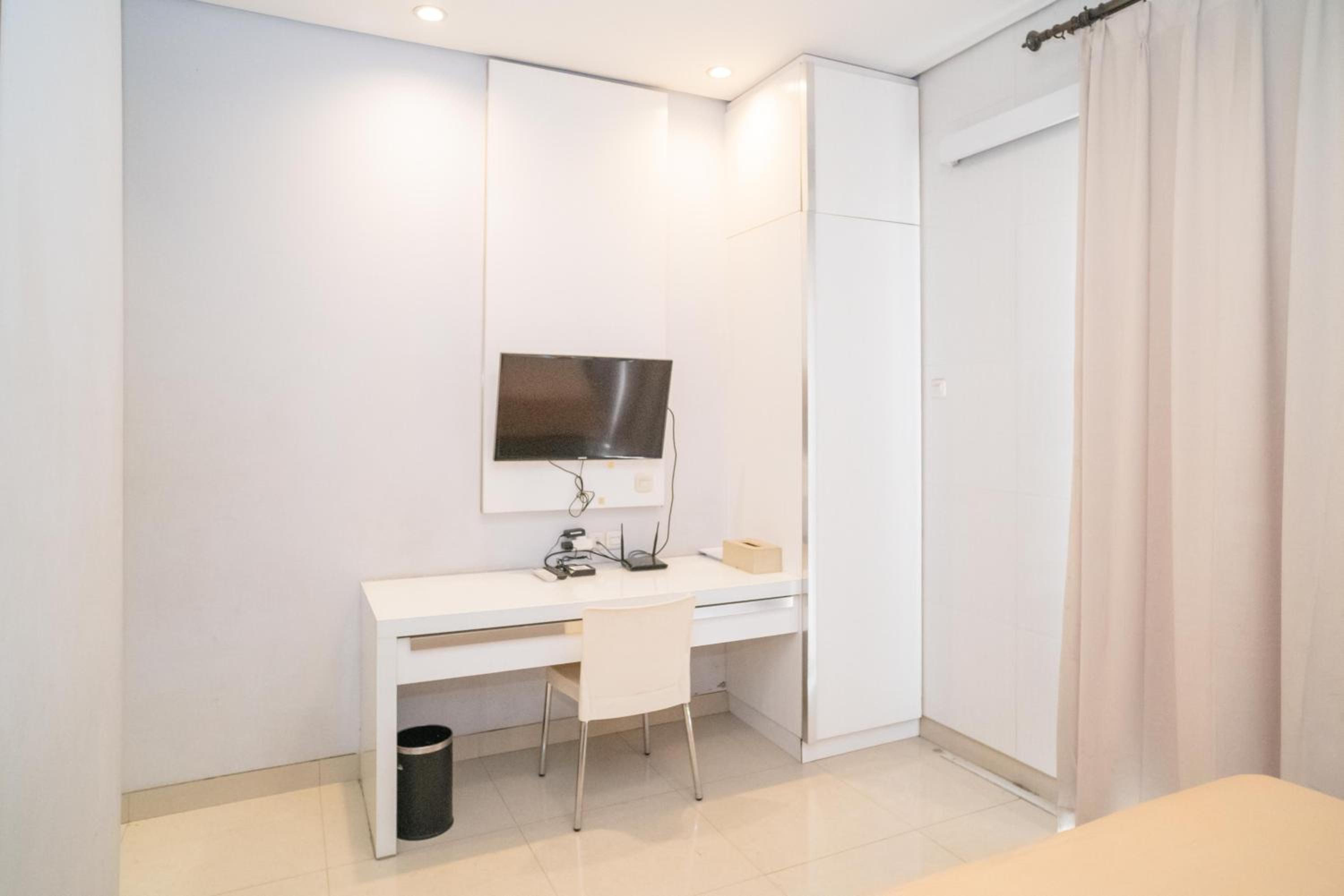 Standard Double Room - Photo 16