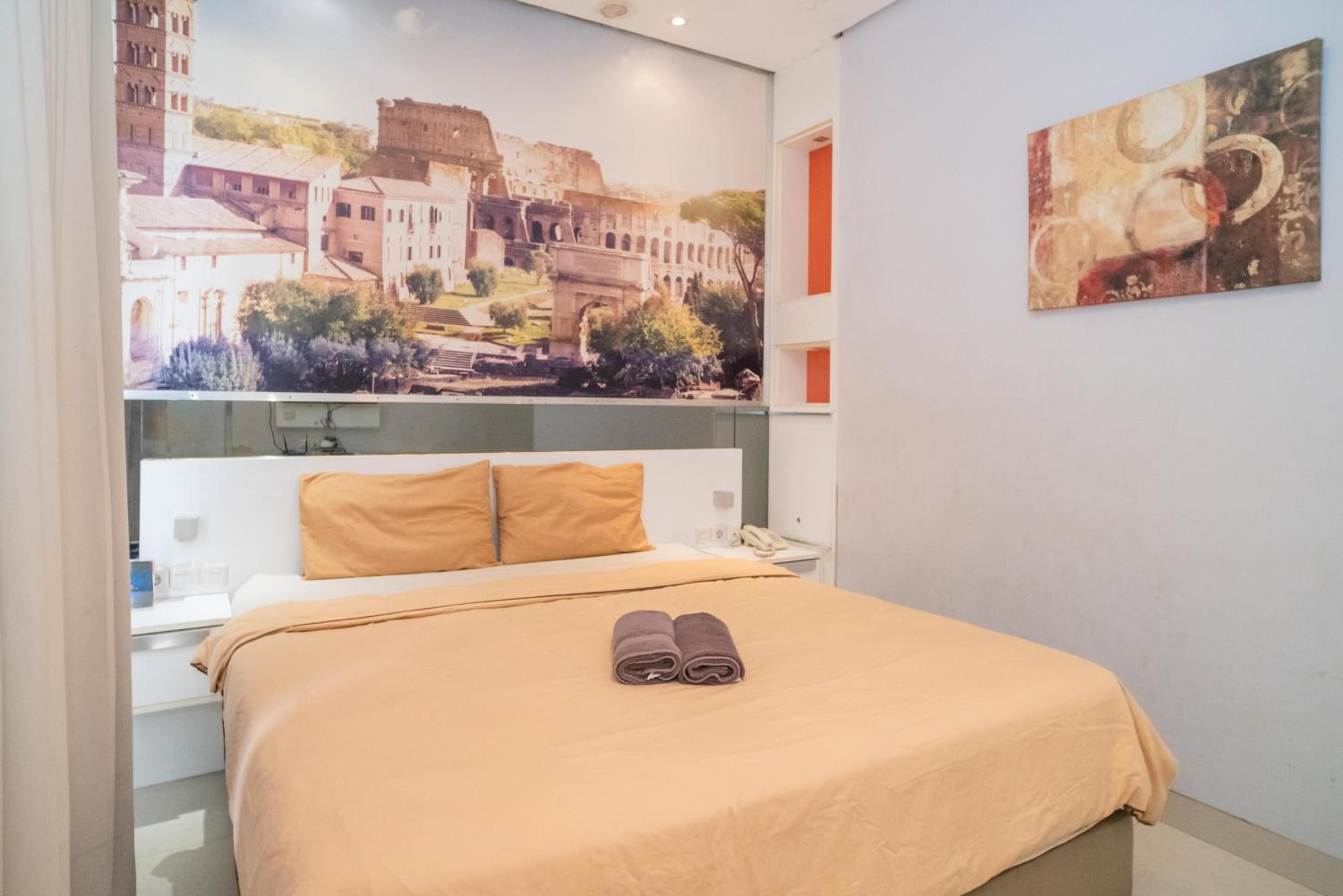 Standard Double Room - Photo 7