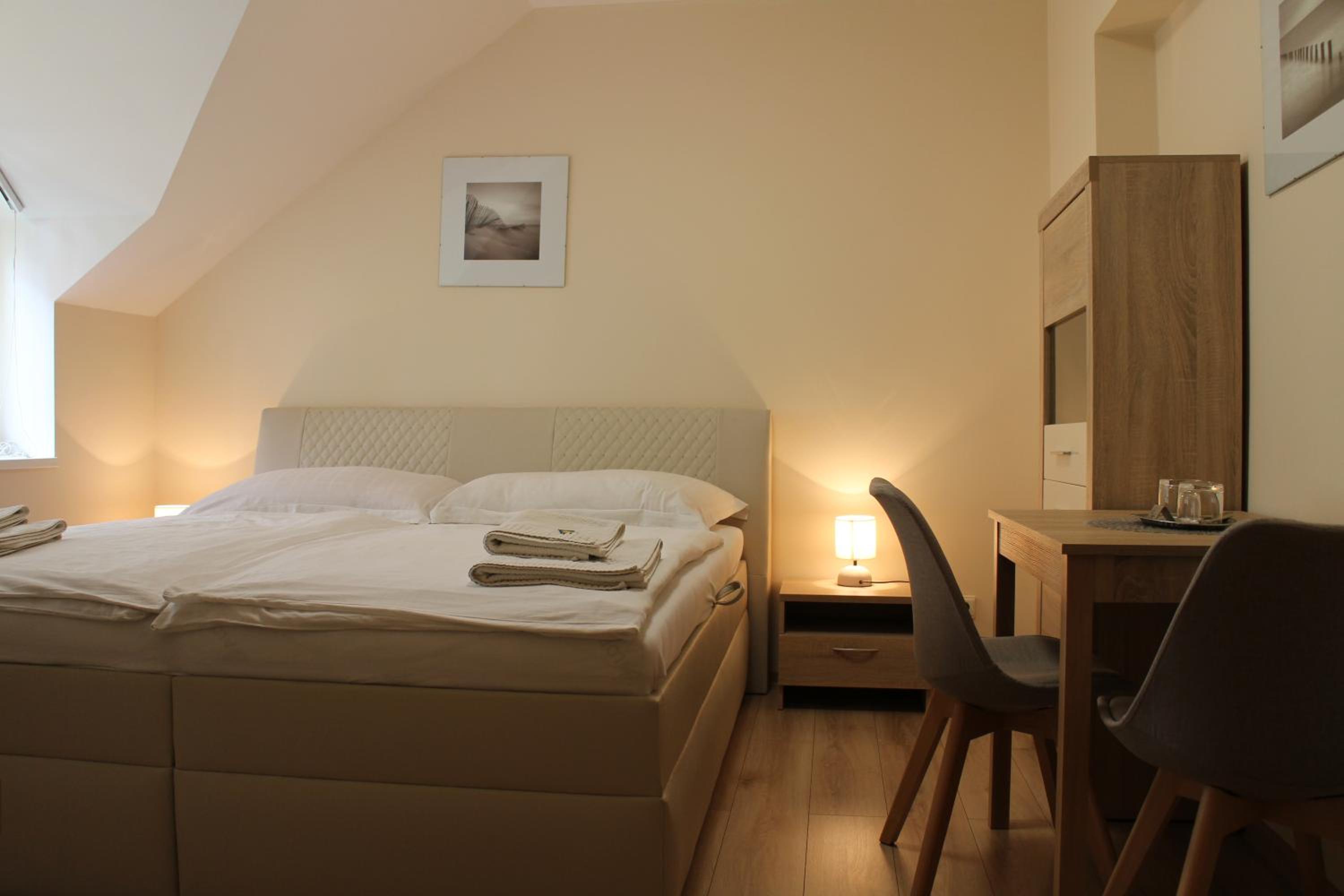 Double Room photo 2