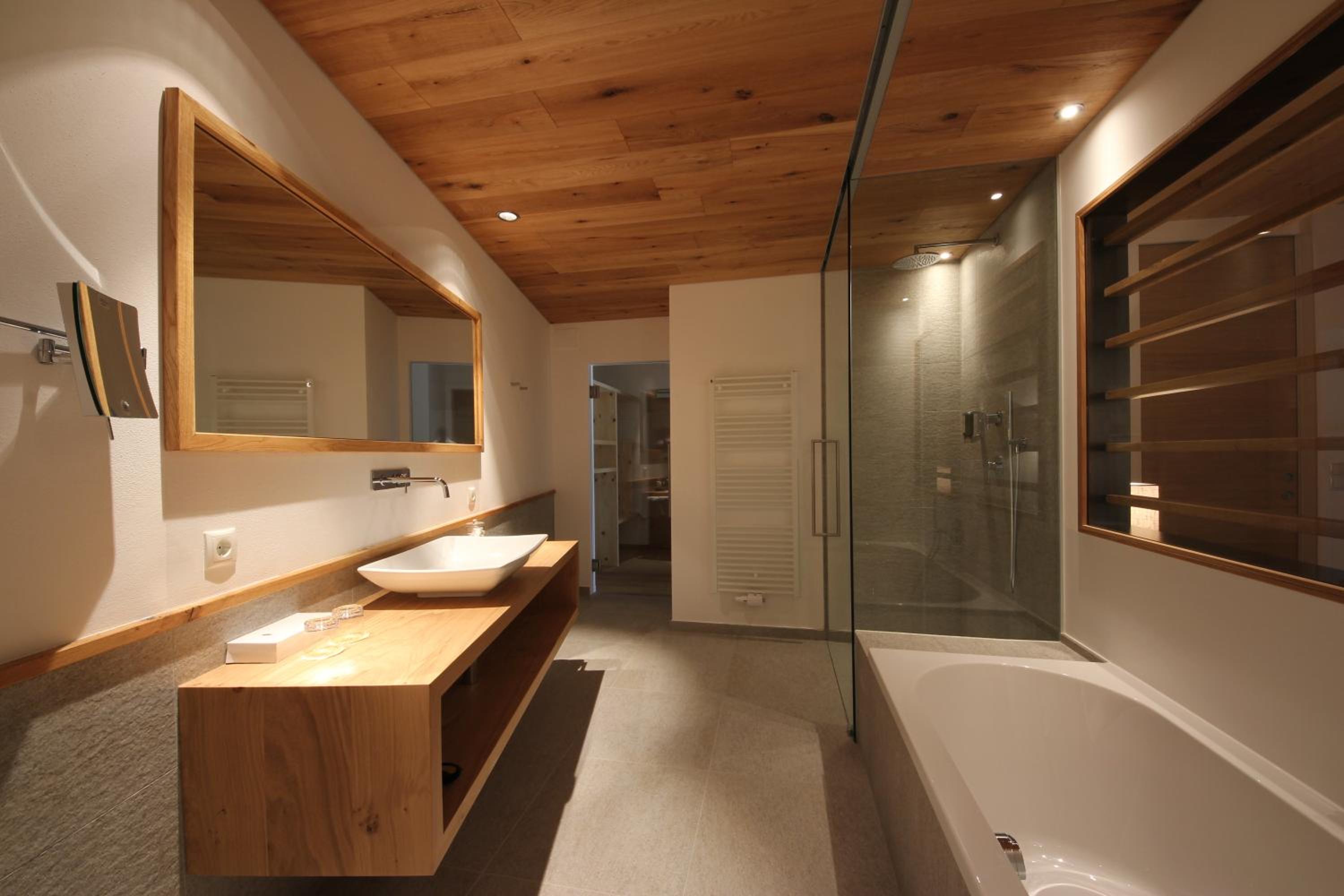Double Room with Mountain View - Photo 4