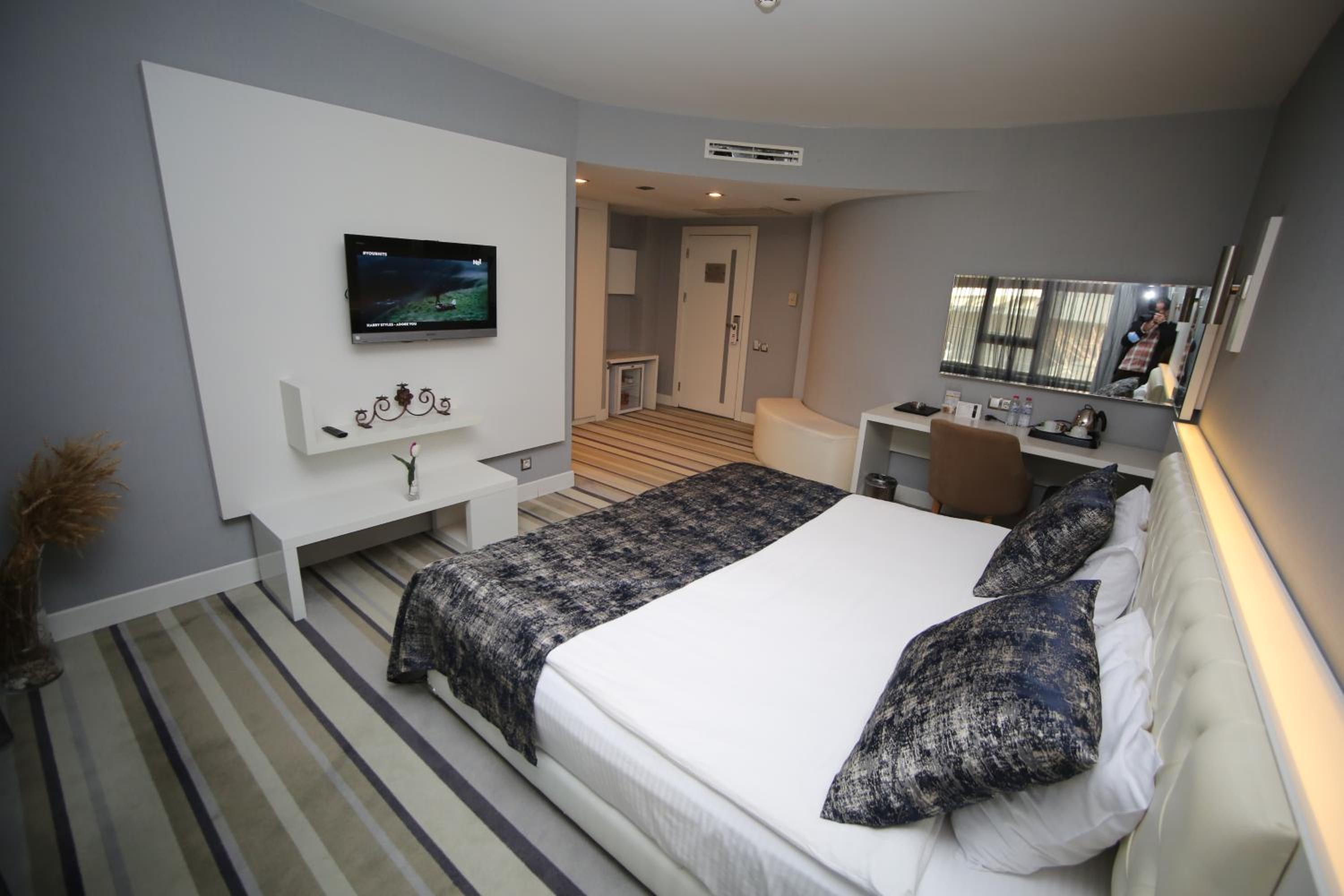 Standard Double Room photo 2