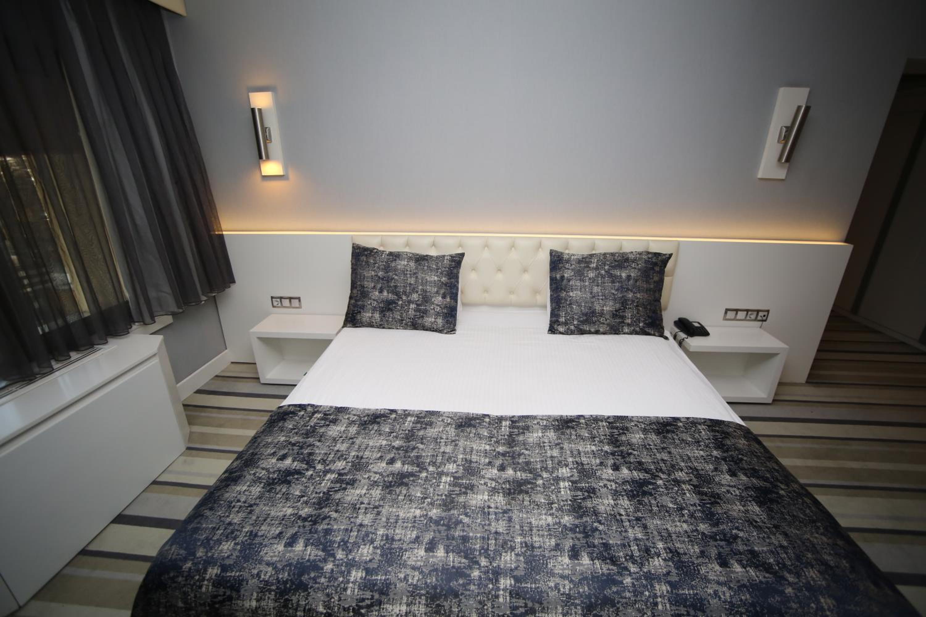Deluxe Double Room photo 3