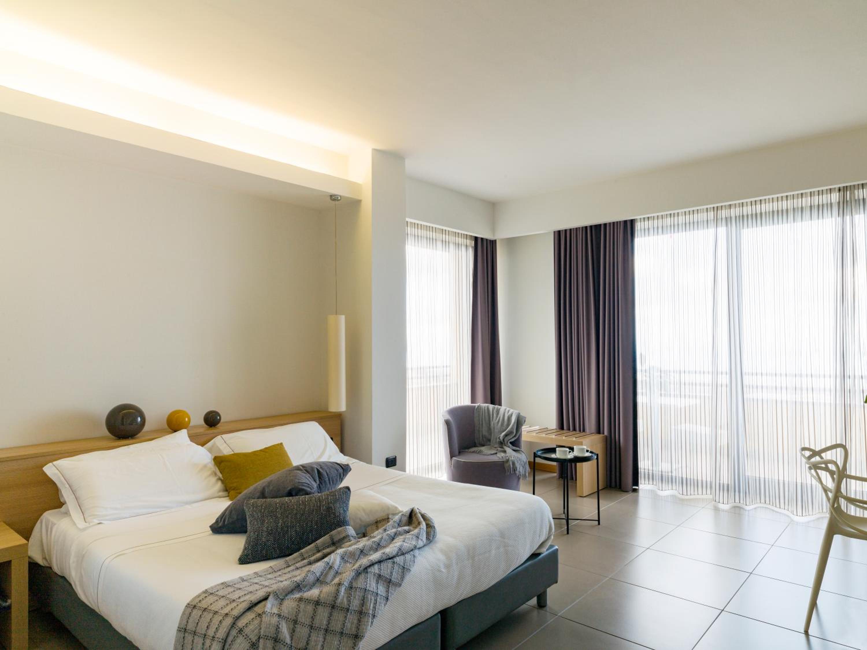 Junior Suite - Photo 1