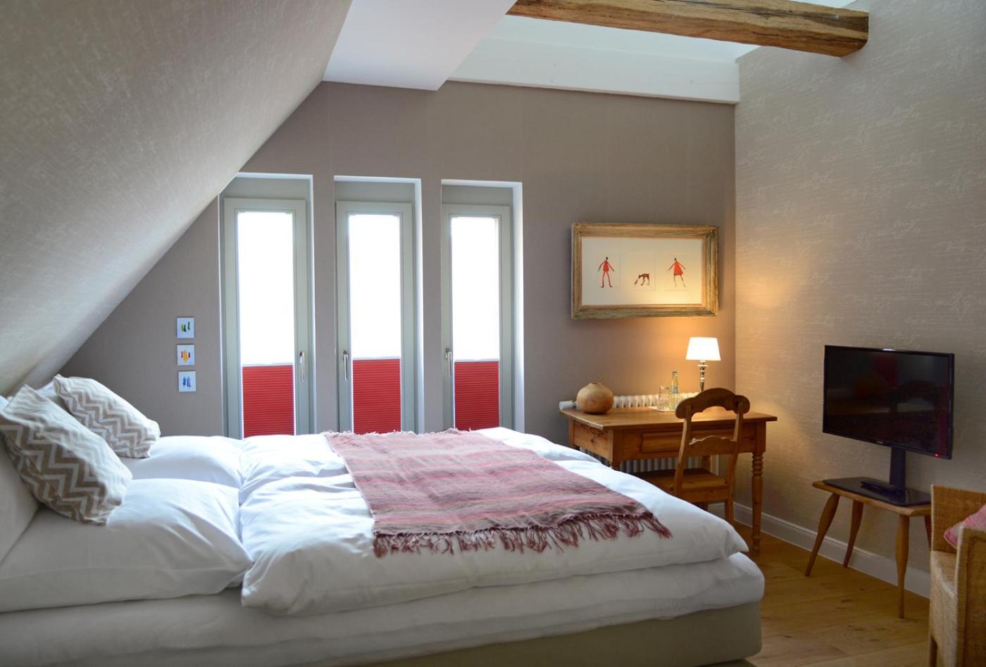 Deluxe Double Room with A/C - Photo 1