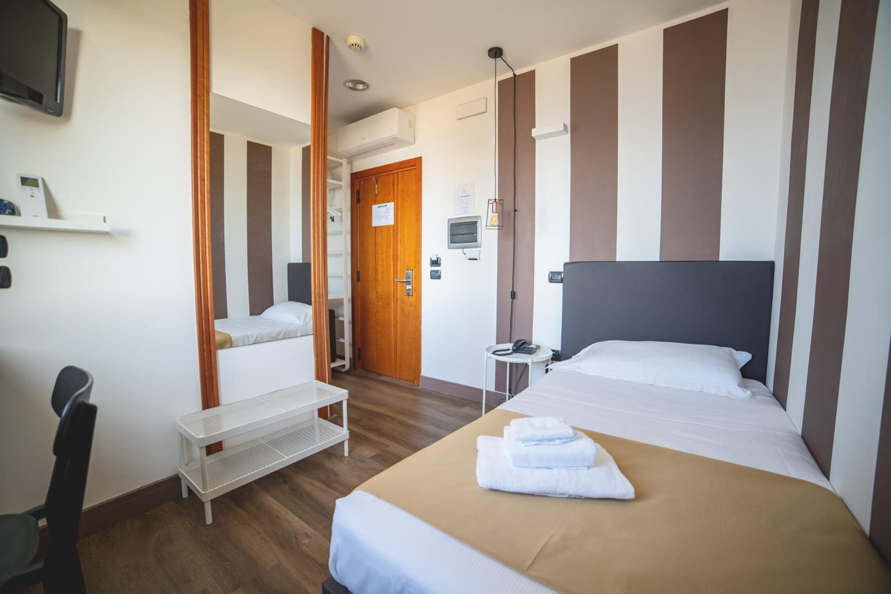 Single Room