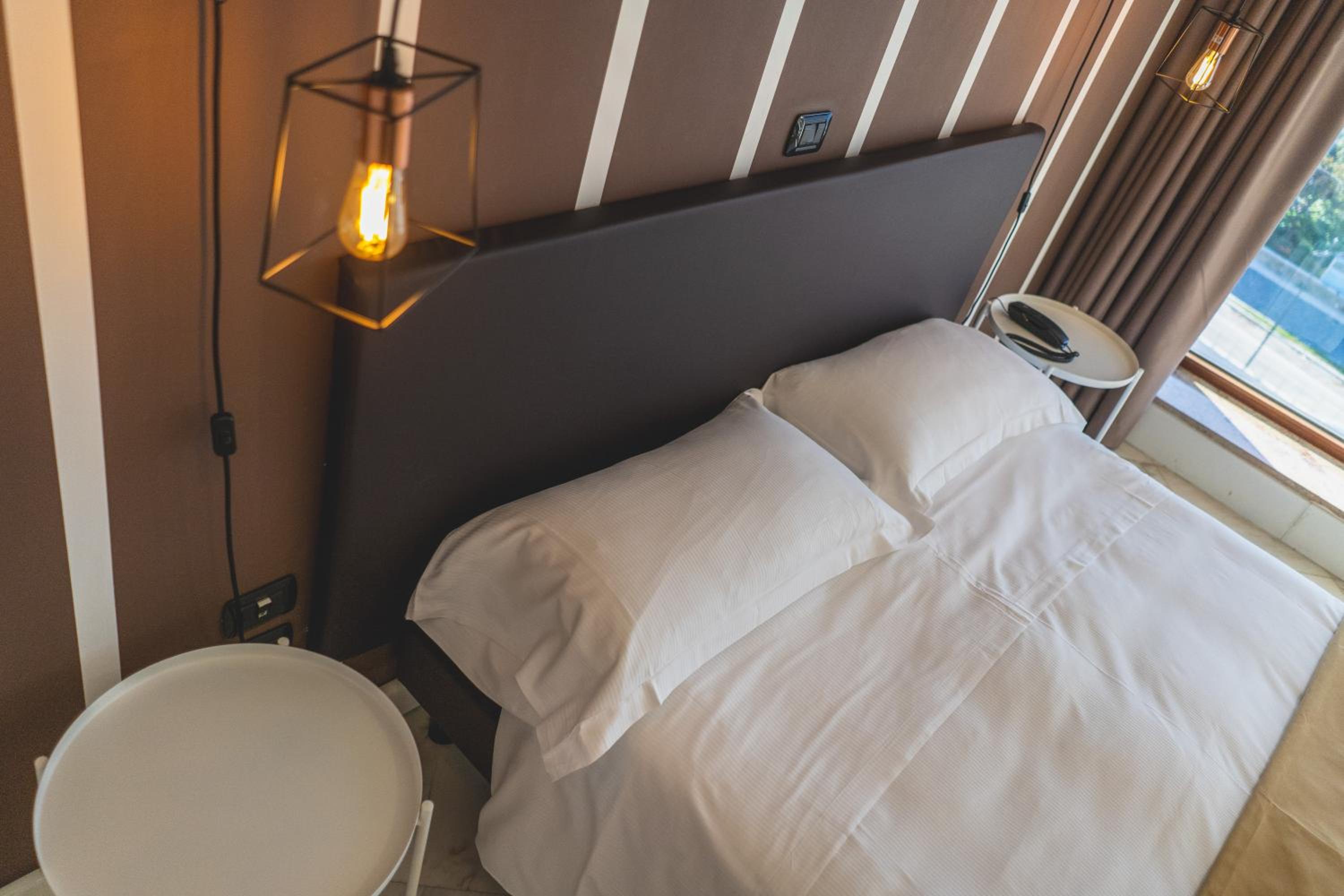 Triple Room - Photo 9