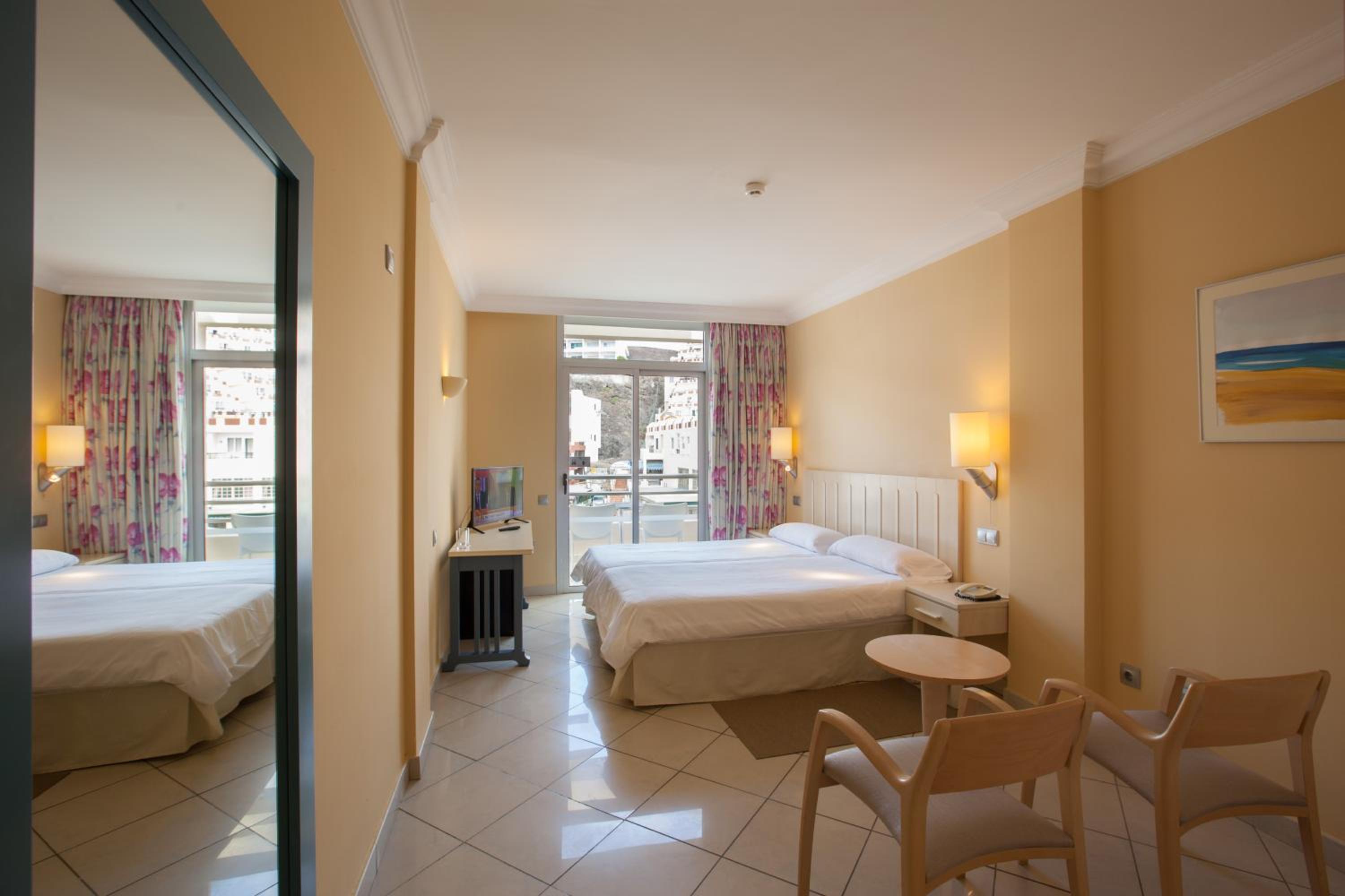 Standard Double Room - Photo 1